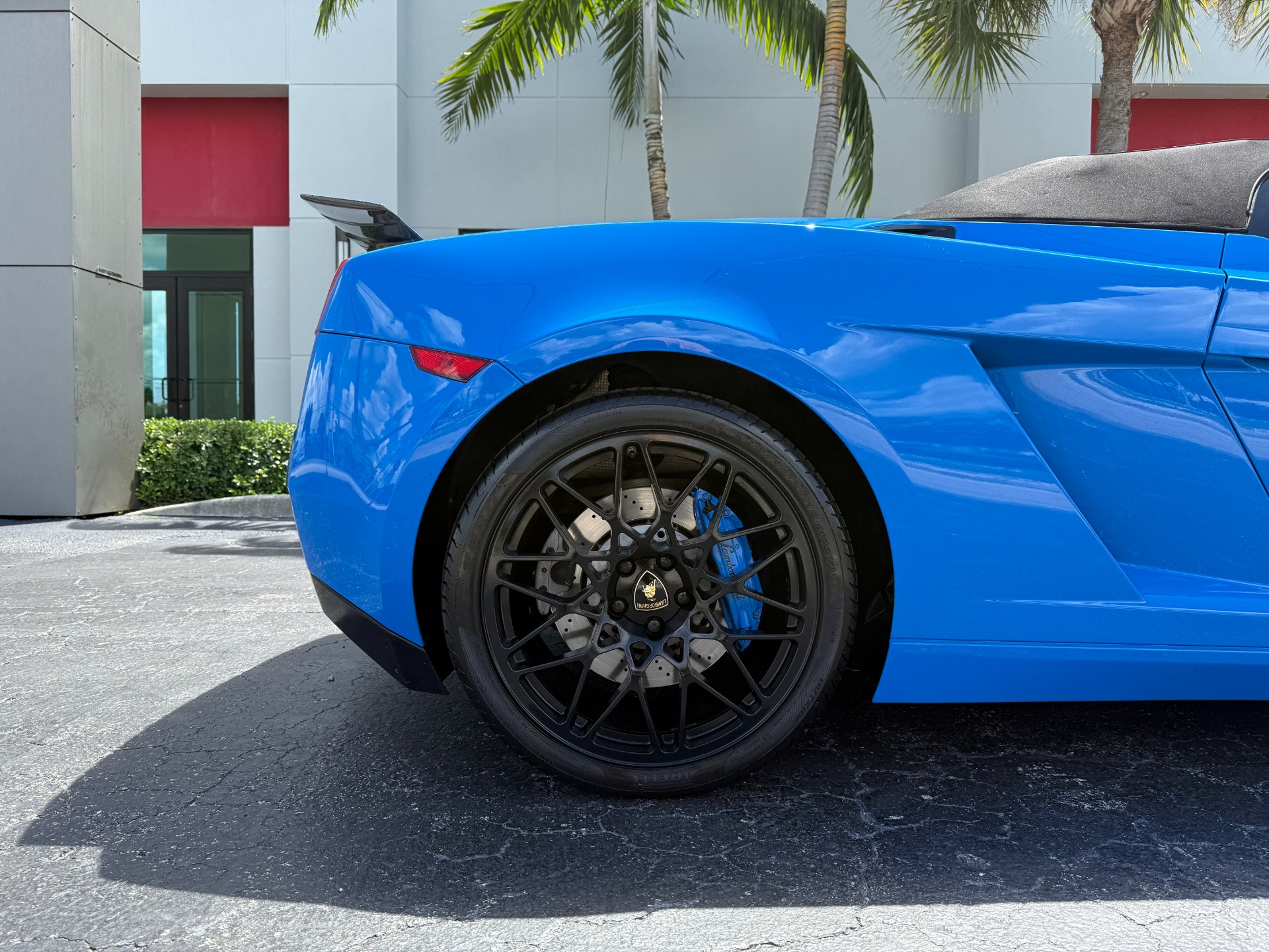 Used-2008-Lamborghini-Gallardo-Spyder