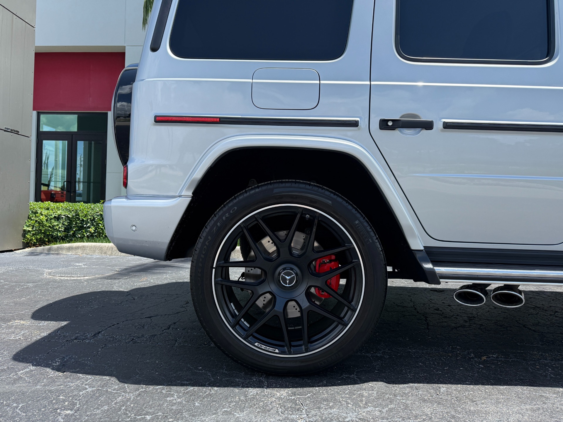 Used-2020-Mercedes-Benz-G-Class-AMG-G-63