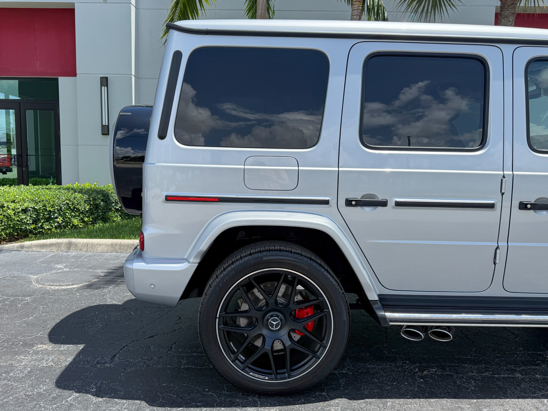 Used-2020-Mercedes-Benz-G-Class-AMG-G-63