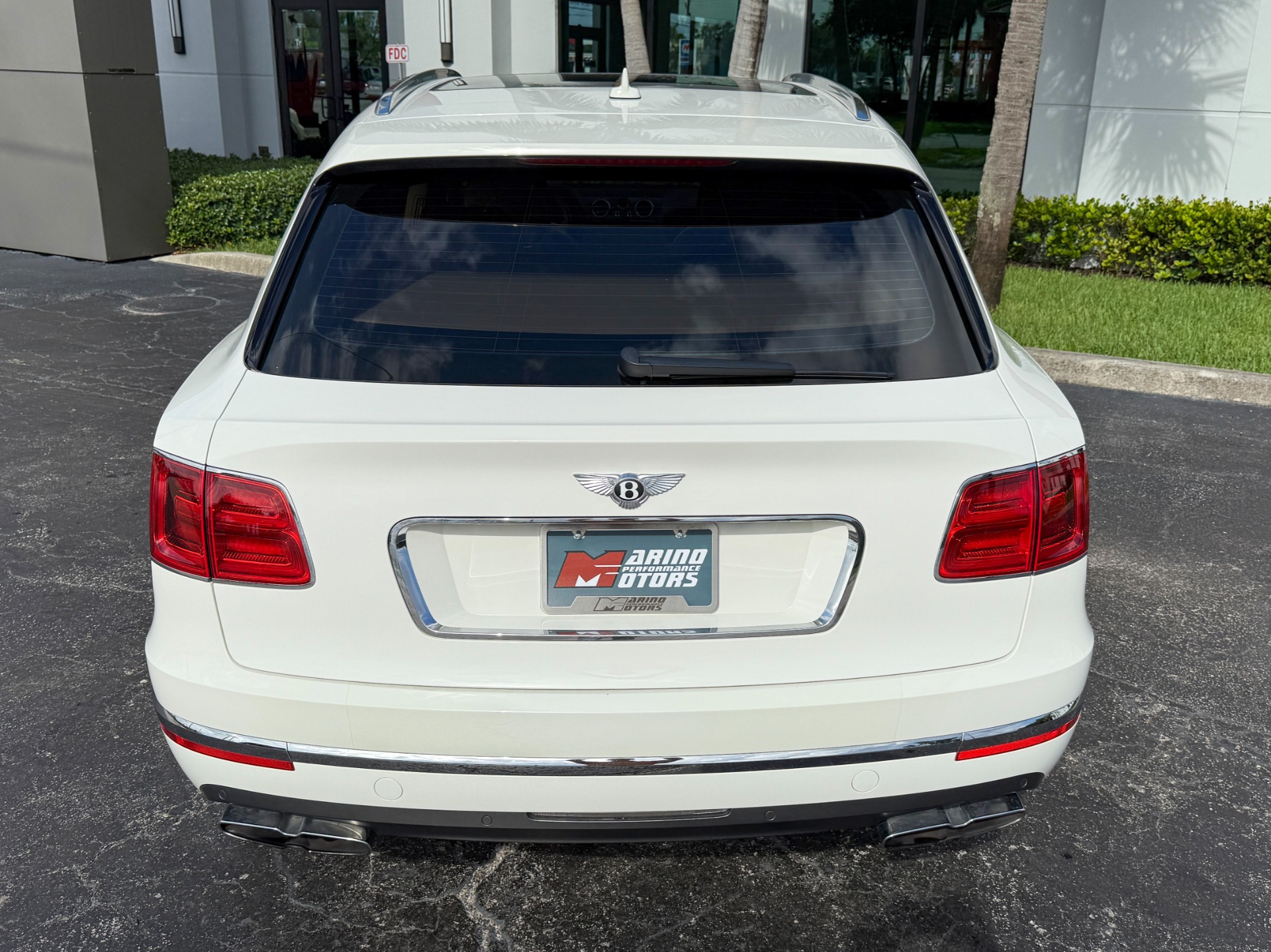 Used-2019-Bentley-Bentayga-V8