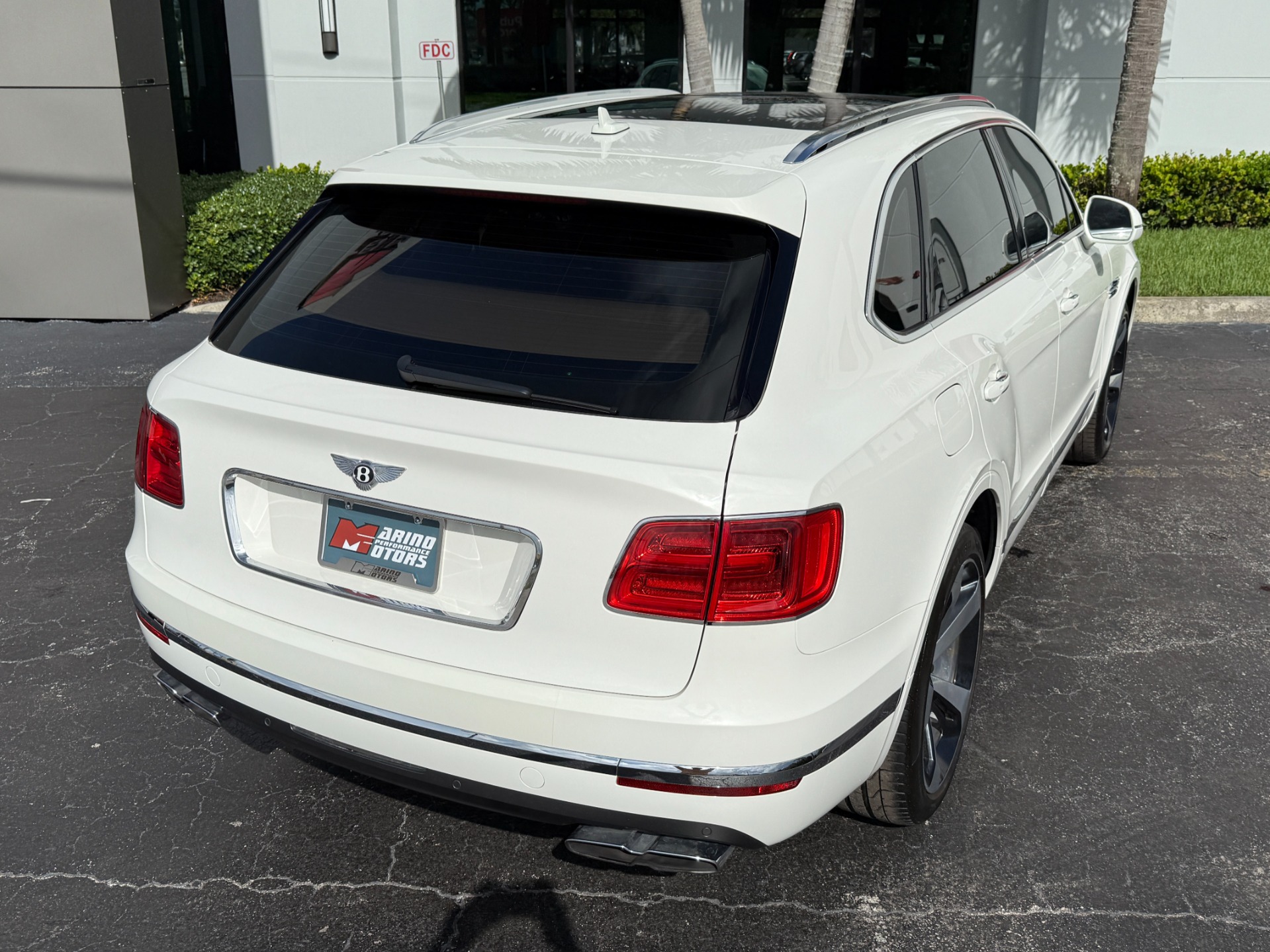 Used-2019-Bentley-Bentayga-V8
