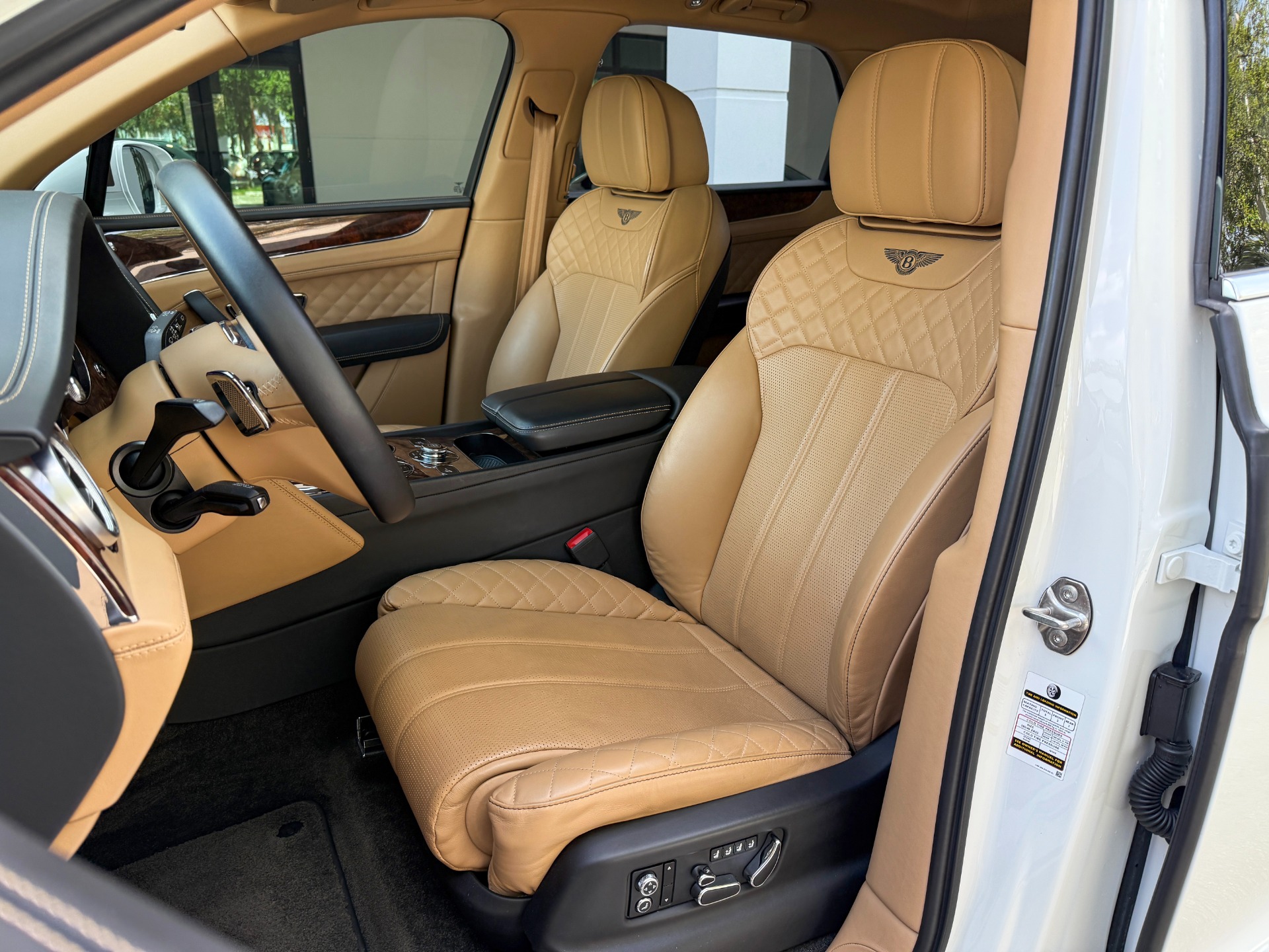 Used-2019-Bentley-Bentayga-V8