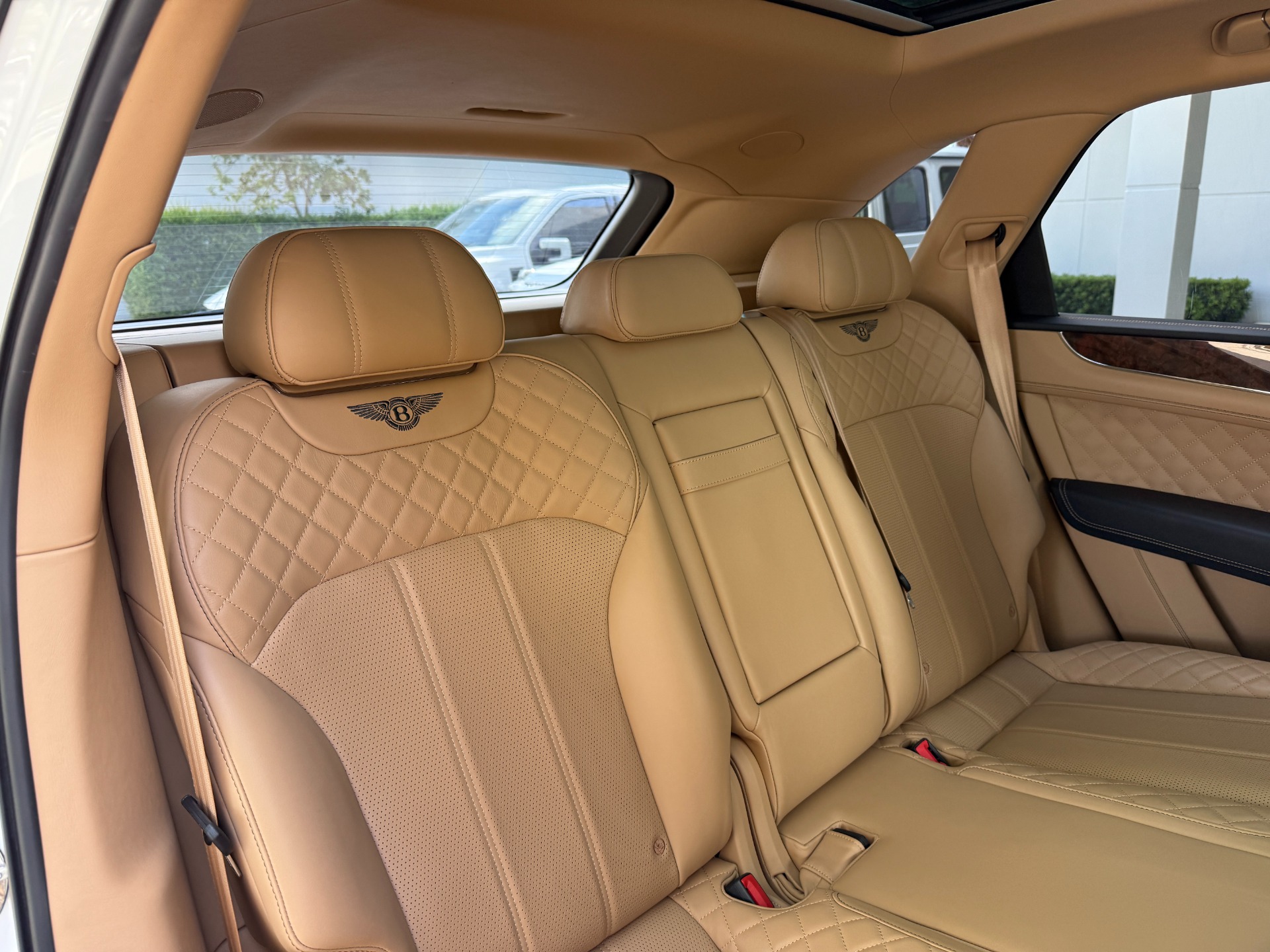 Used-2019-Bentley-Bentayga-V8