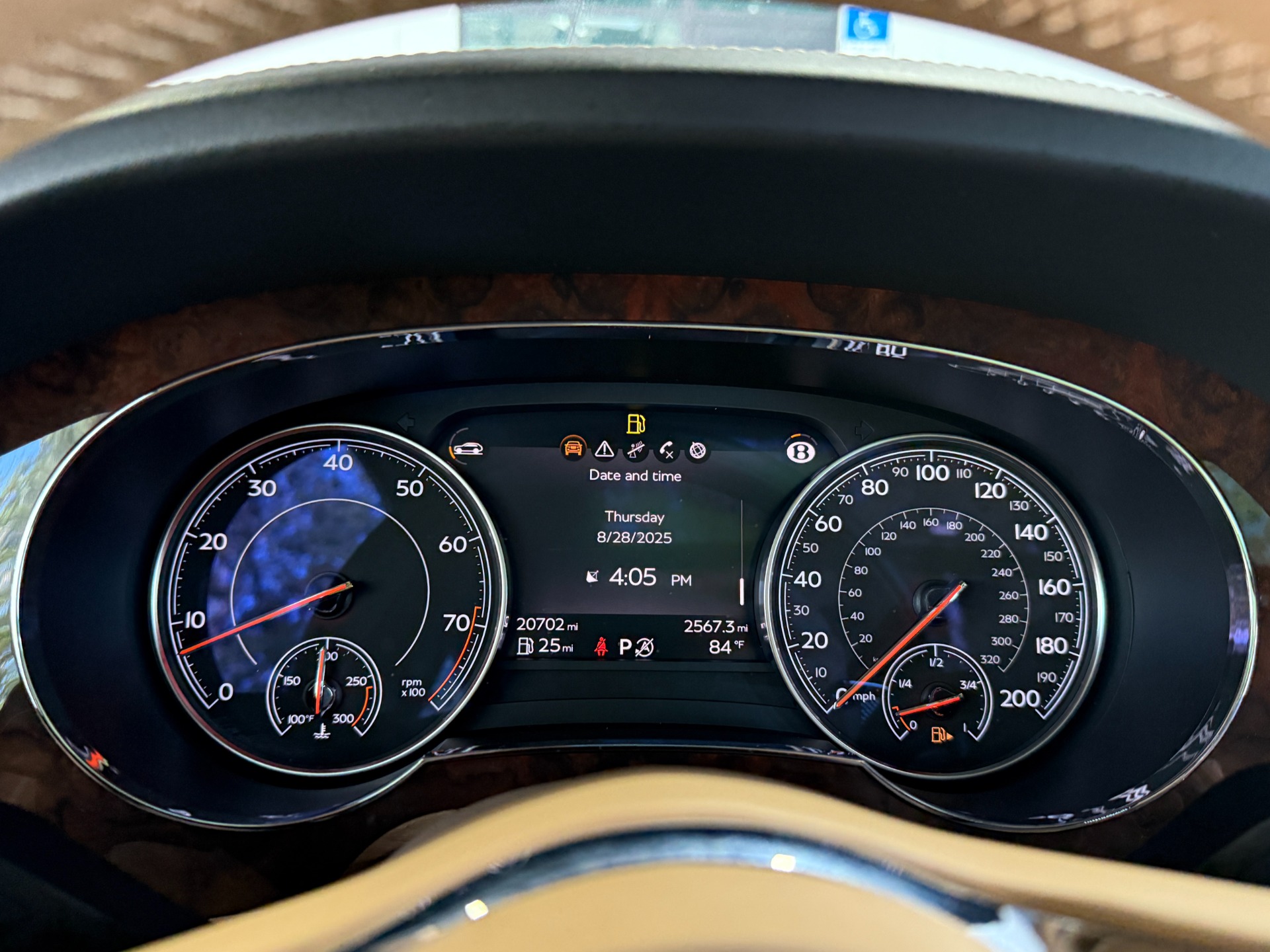 Used-2019-Bentley-Bentayga-V8