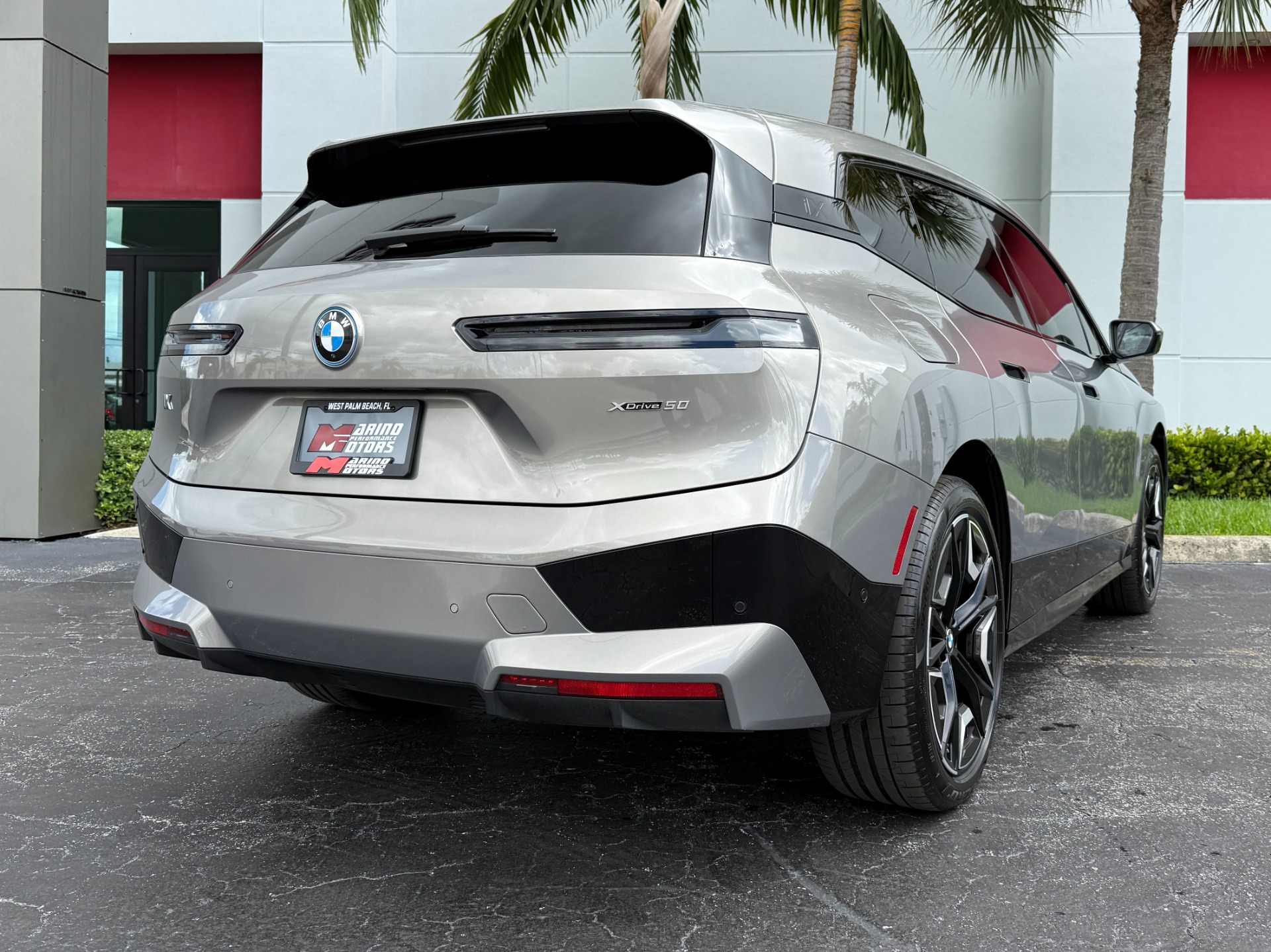 Used-2025-BMW-iX-xDrive50