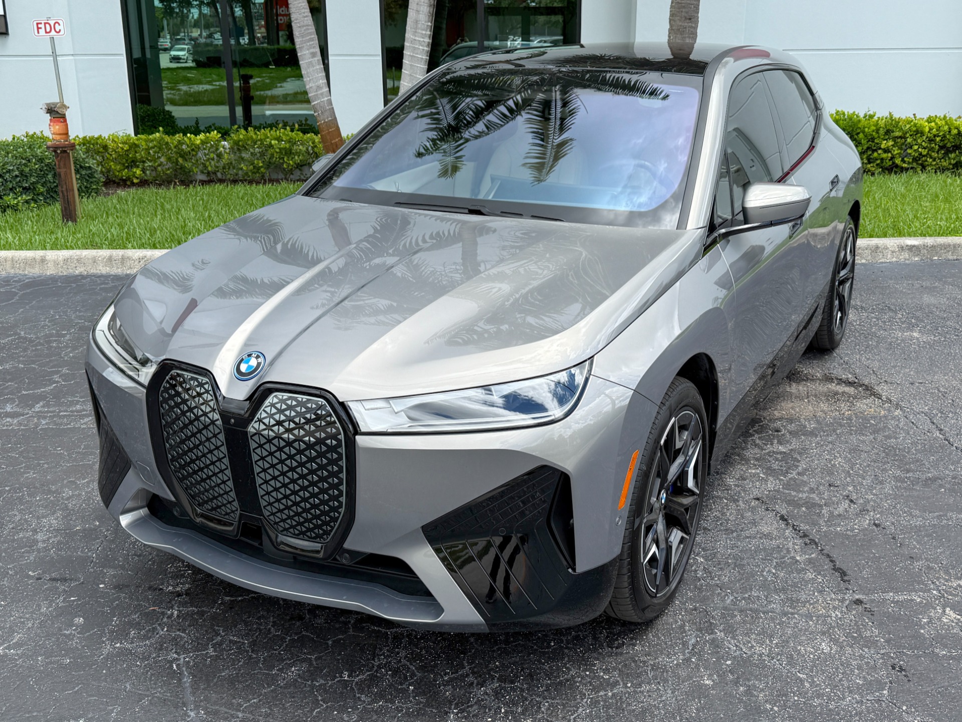 Used-2025-BMW-iX-xDrive50