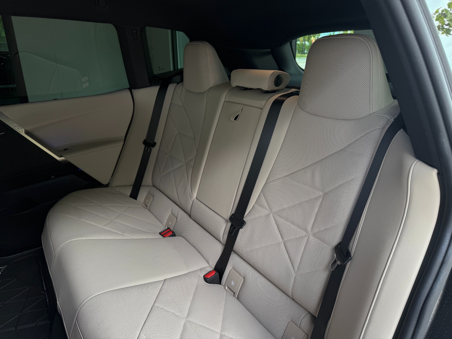 Used-2025-BMW-iX-xDrive50