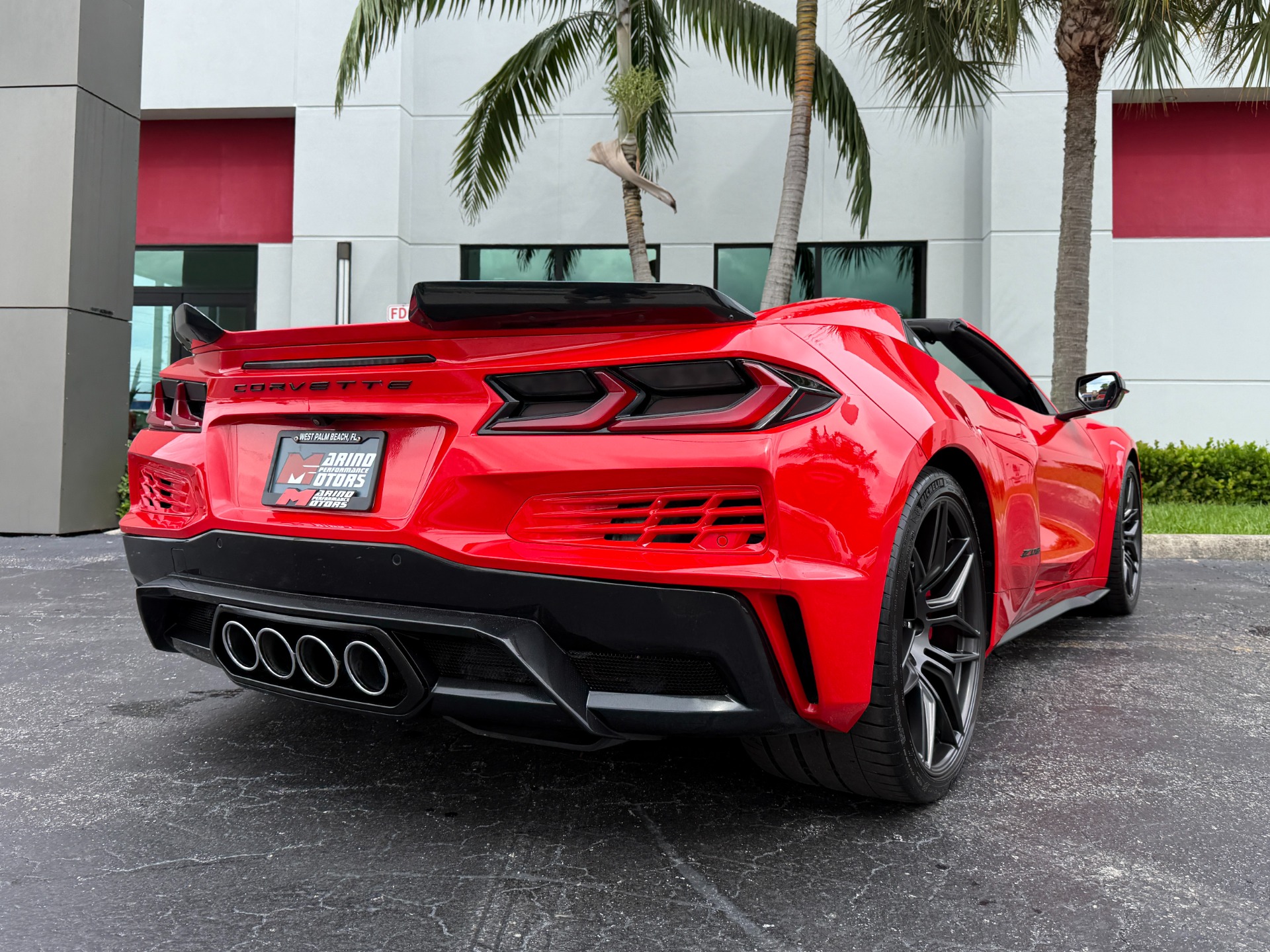 Used-2024-Chevrolet-Corvette-Z06