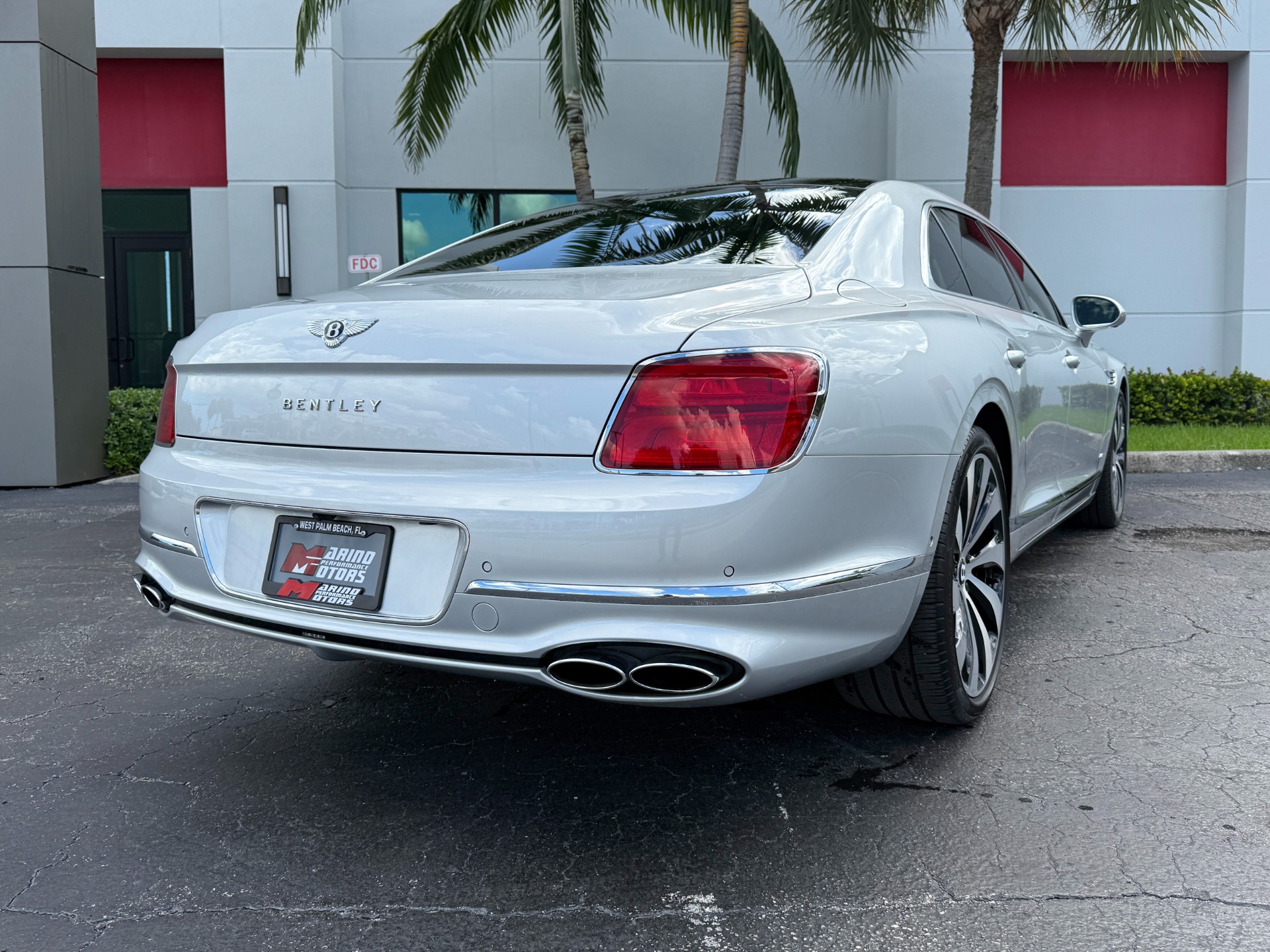 2022 Bentley Flying Spur W12 photo 11