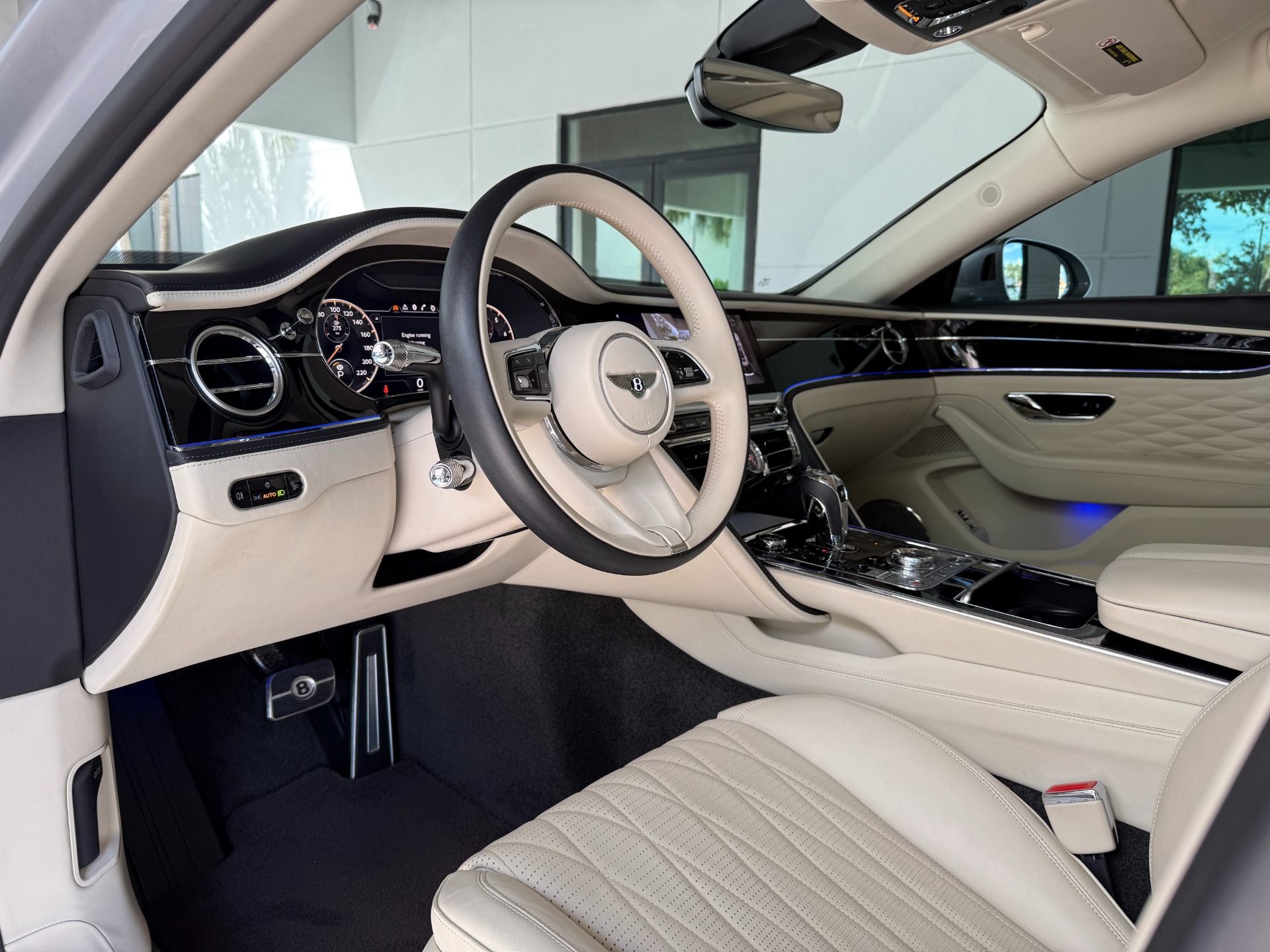 2022 Bentley Flying Spur W12 photo 18