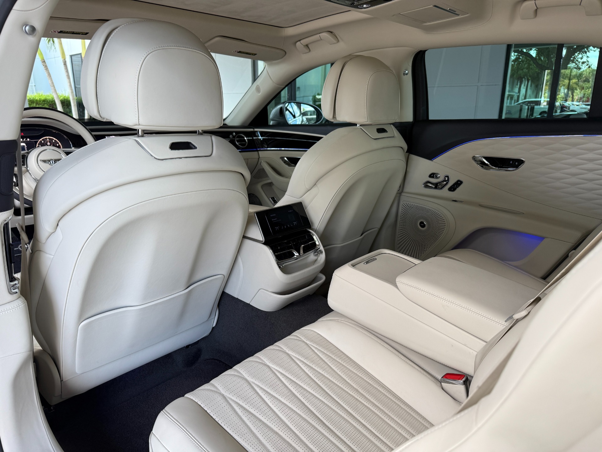 2022 Bentley Flying Spur W12 photo 23