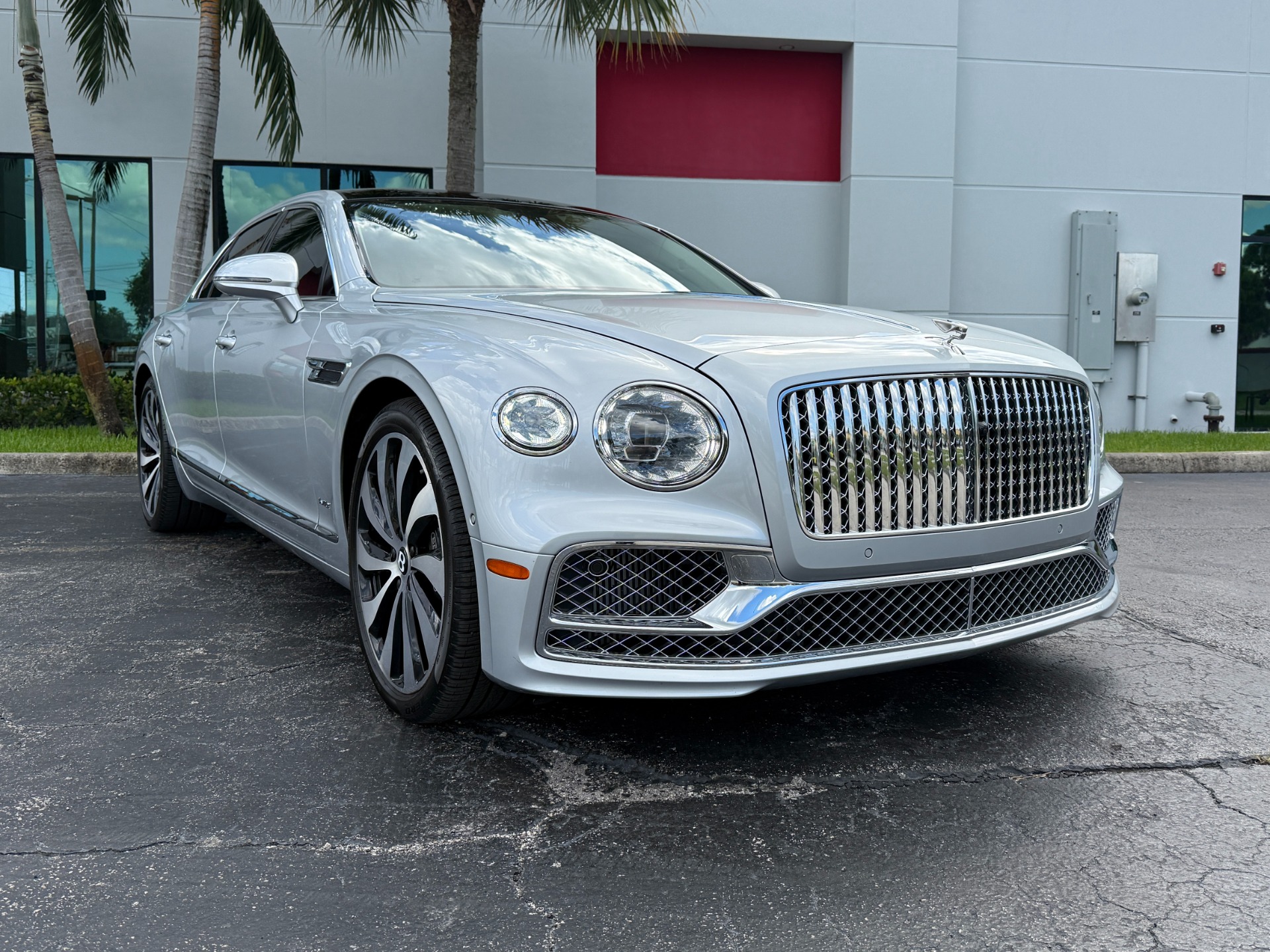 2022 Bentley Flying Spur W12 photo 3