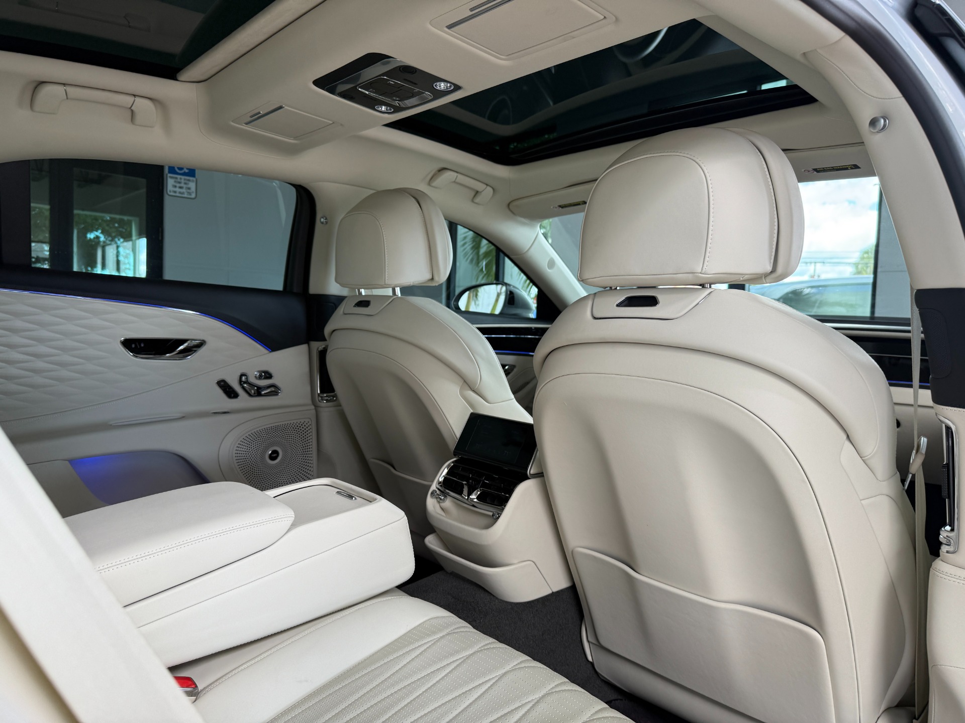 2022 Bentley Flying Spur W12 photo 30