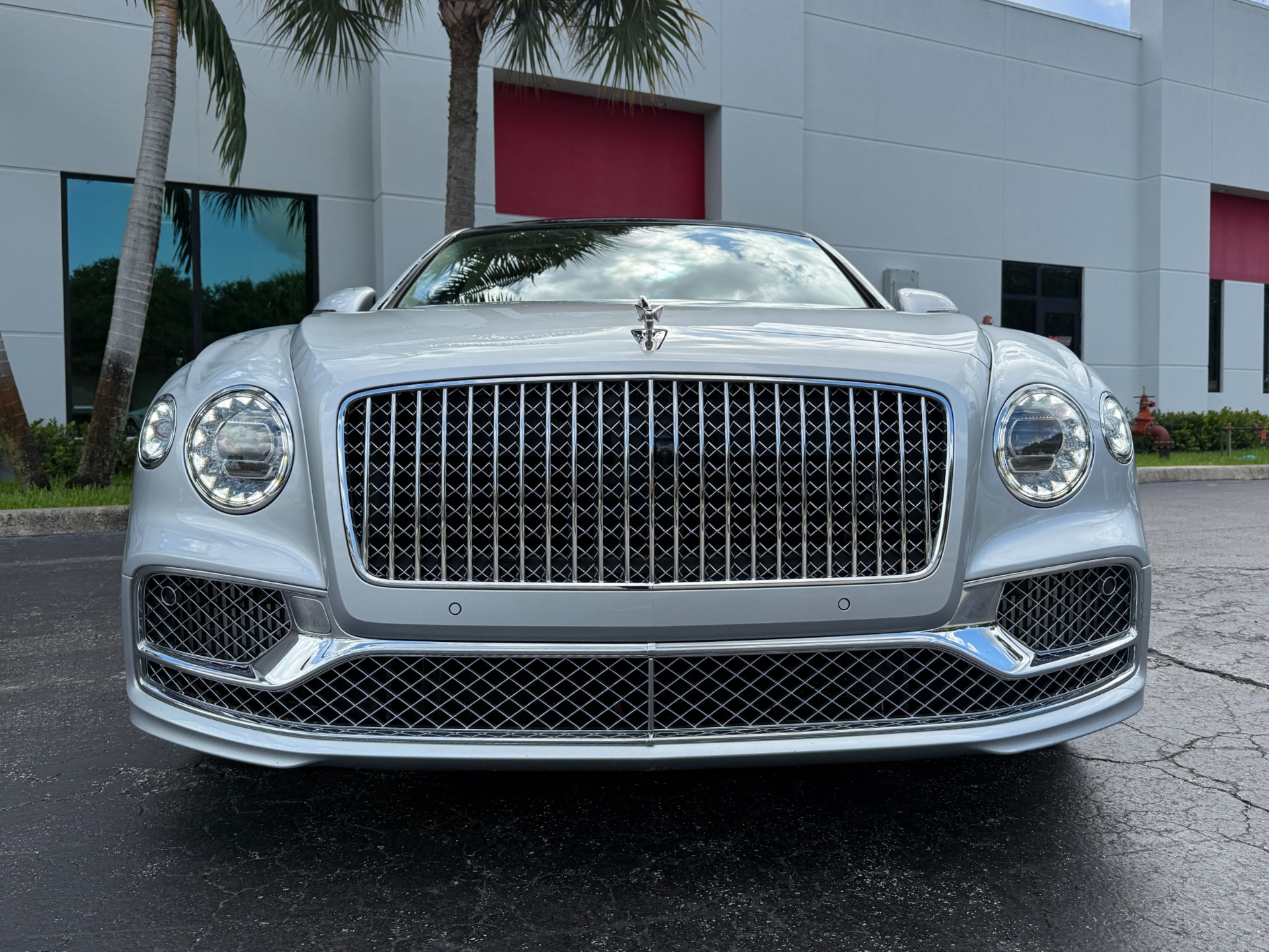 2022 Bentley Flying Spur W12 photo 4