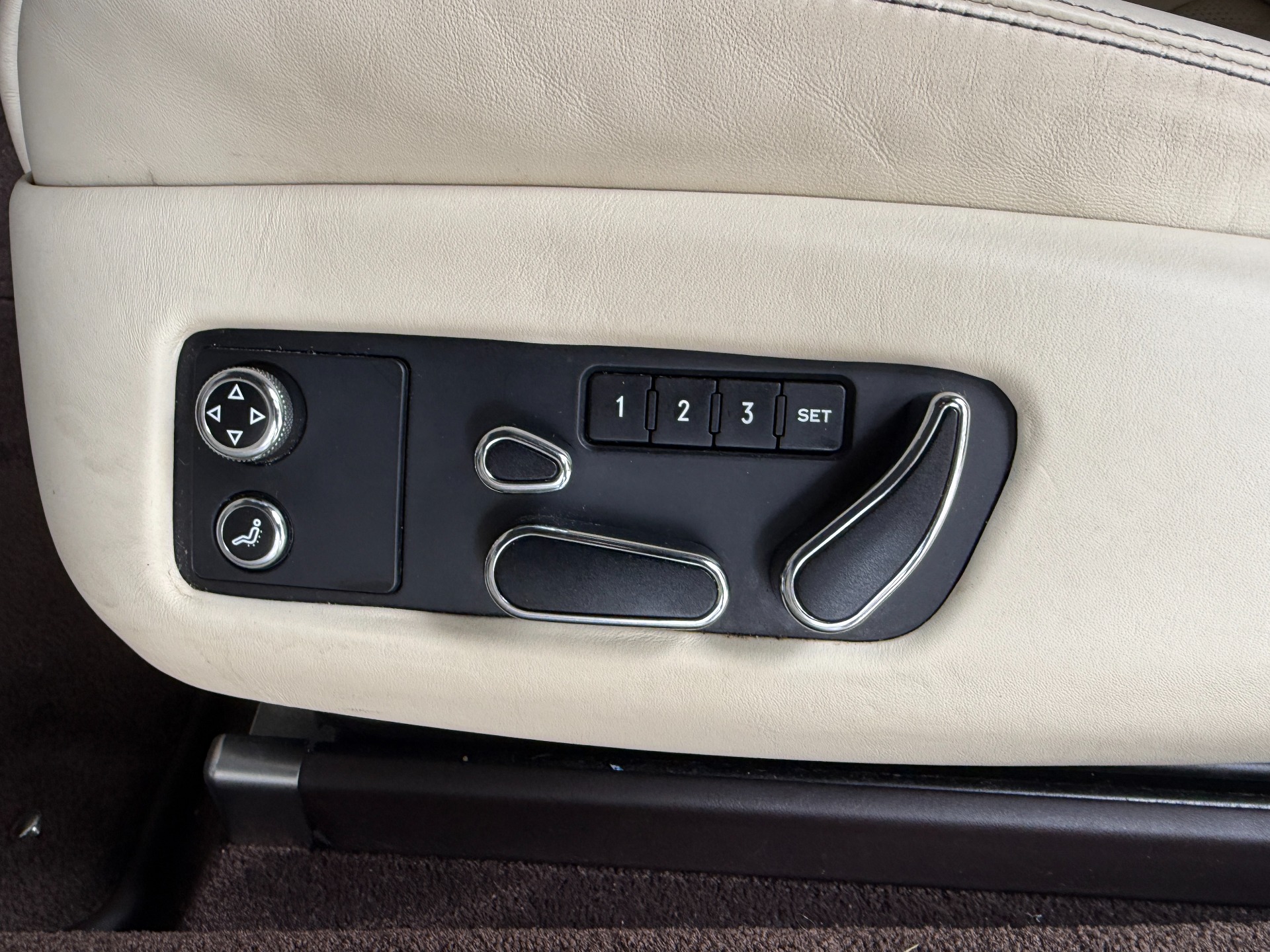 2016 Bentley Continental GT photo 32