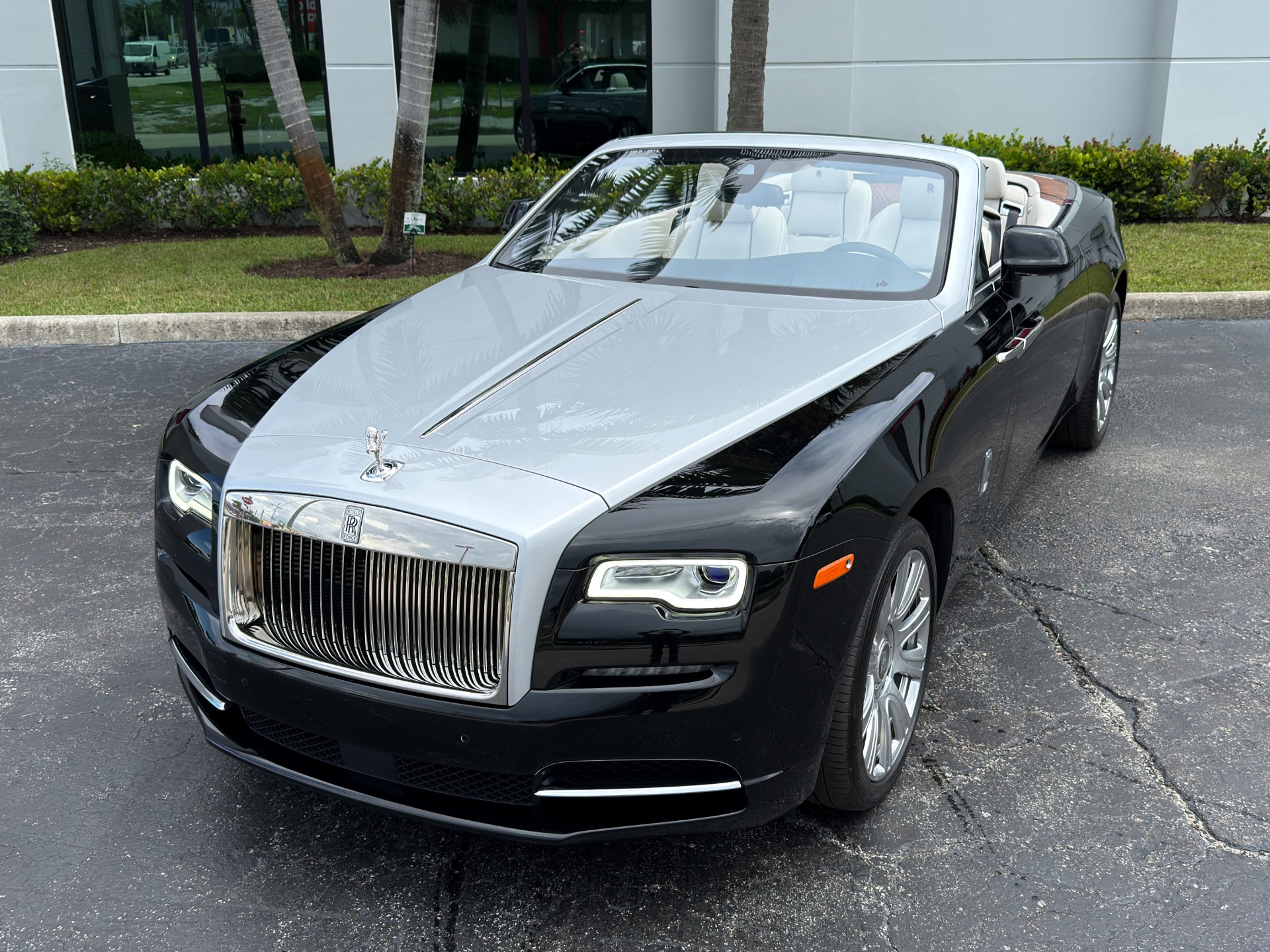2016 Rolls Royce Dawn RR6 photo 15