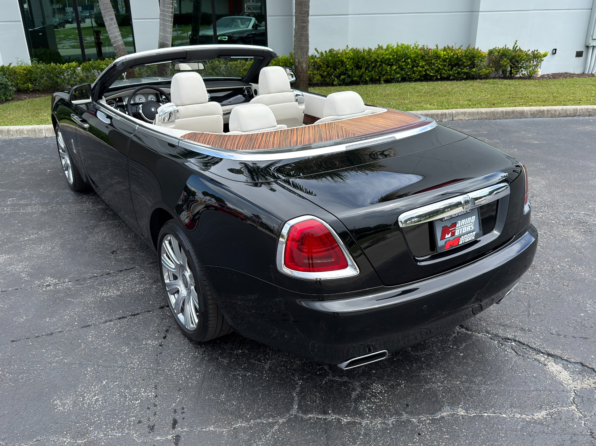 2016 Rolls Royce Dawn RR6 photo 19