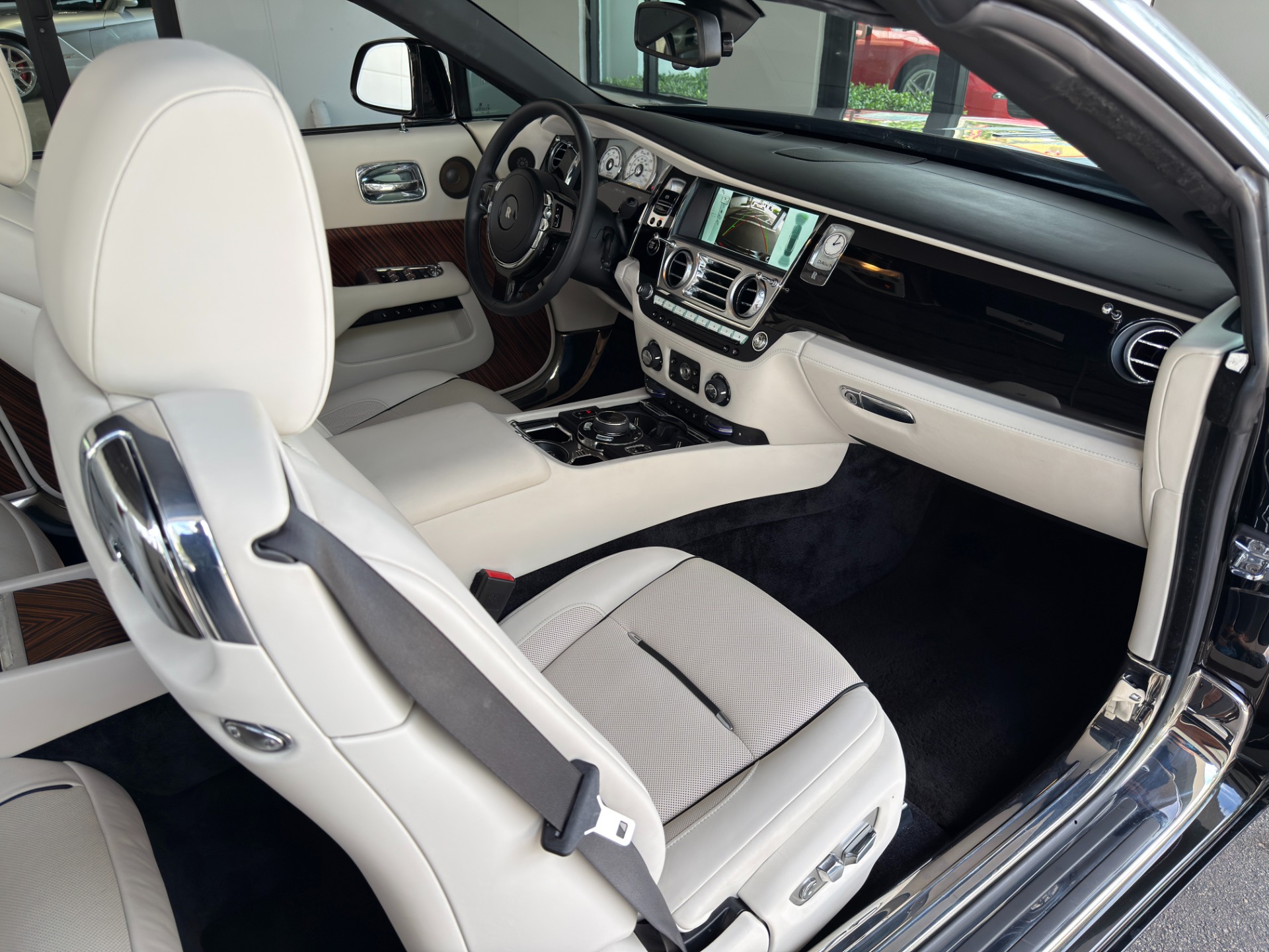 2016 Rolls Royce Dawn RR6 photo 32