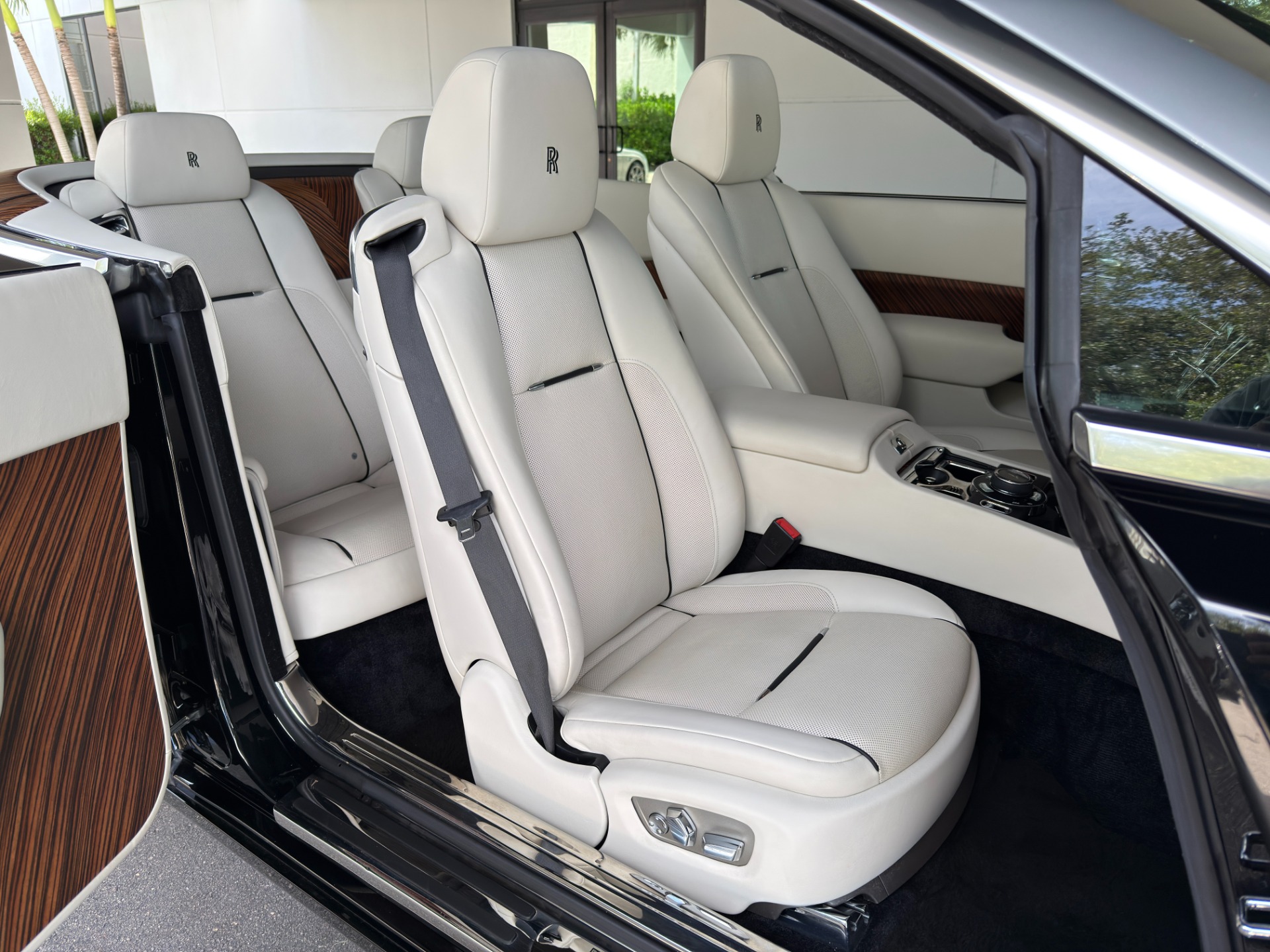 2016 Rolls Royce Dawn RR6 photo 35
