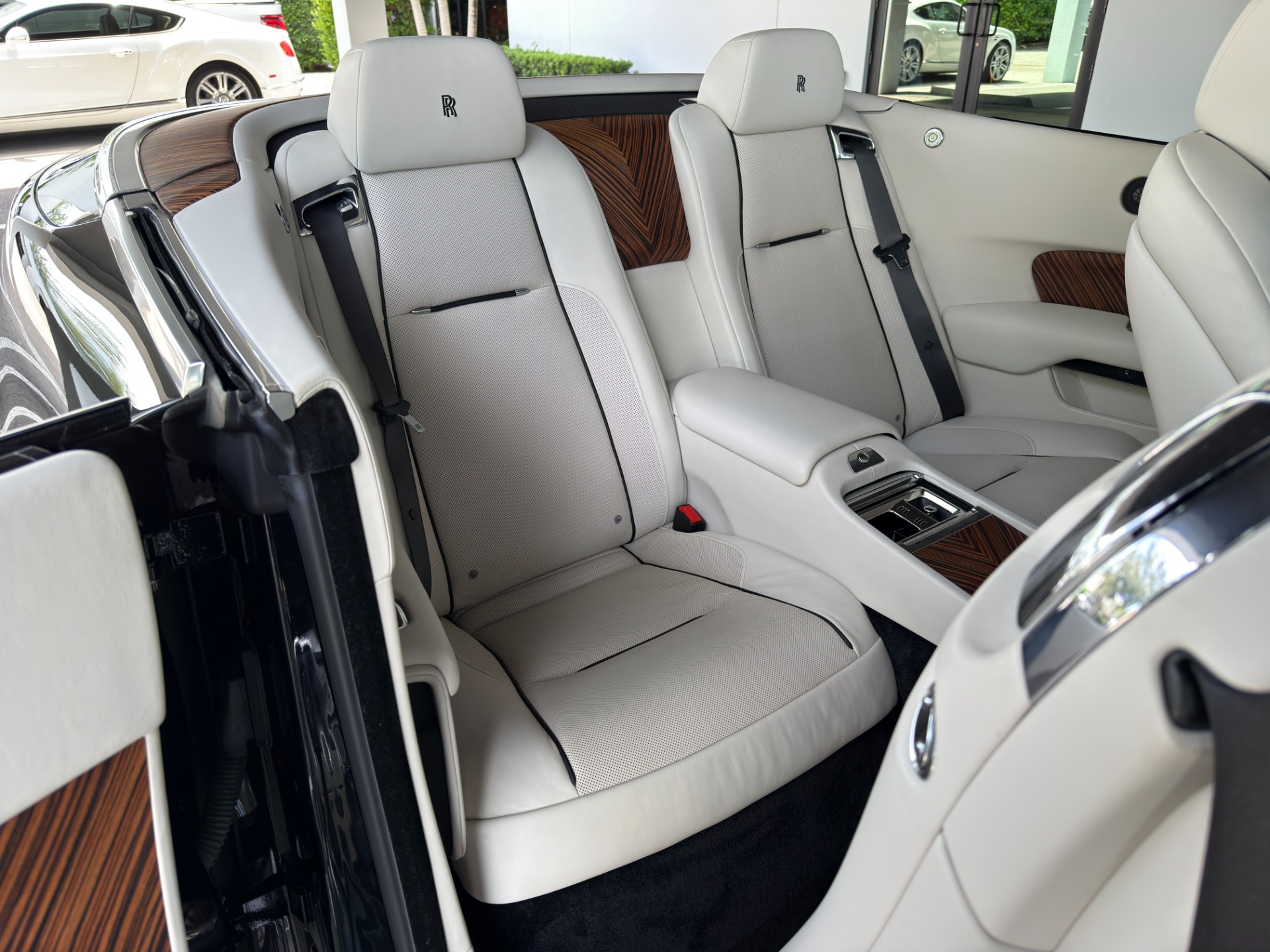 2016 Rolls Royce Dawn RR6 photo 36