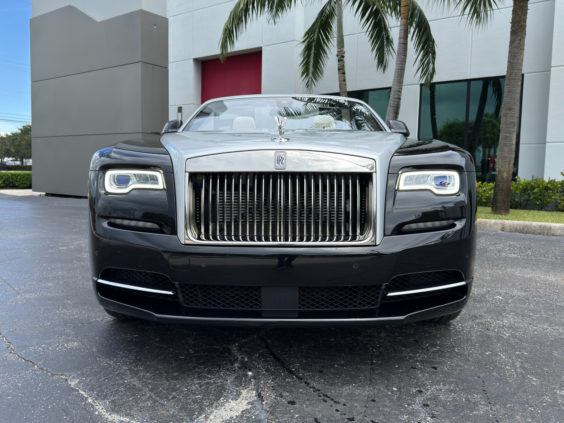 2016 Rolls Royce Dawn RR6 photo 5