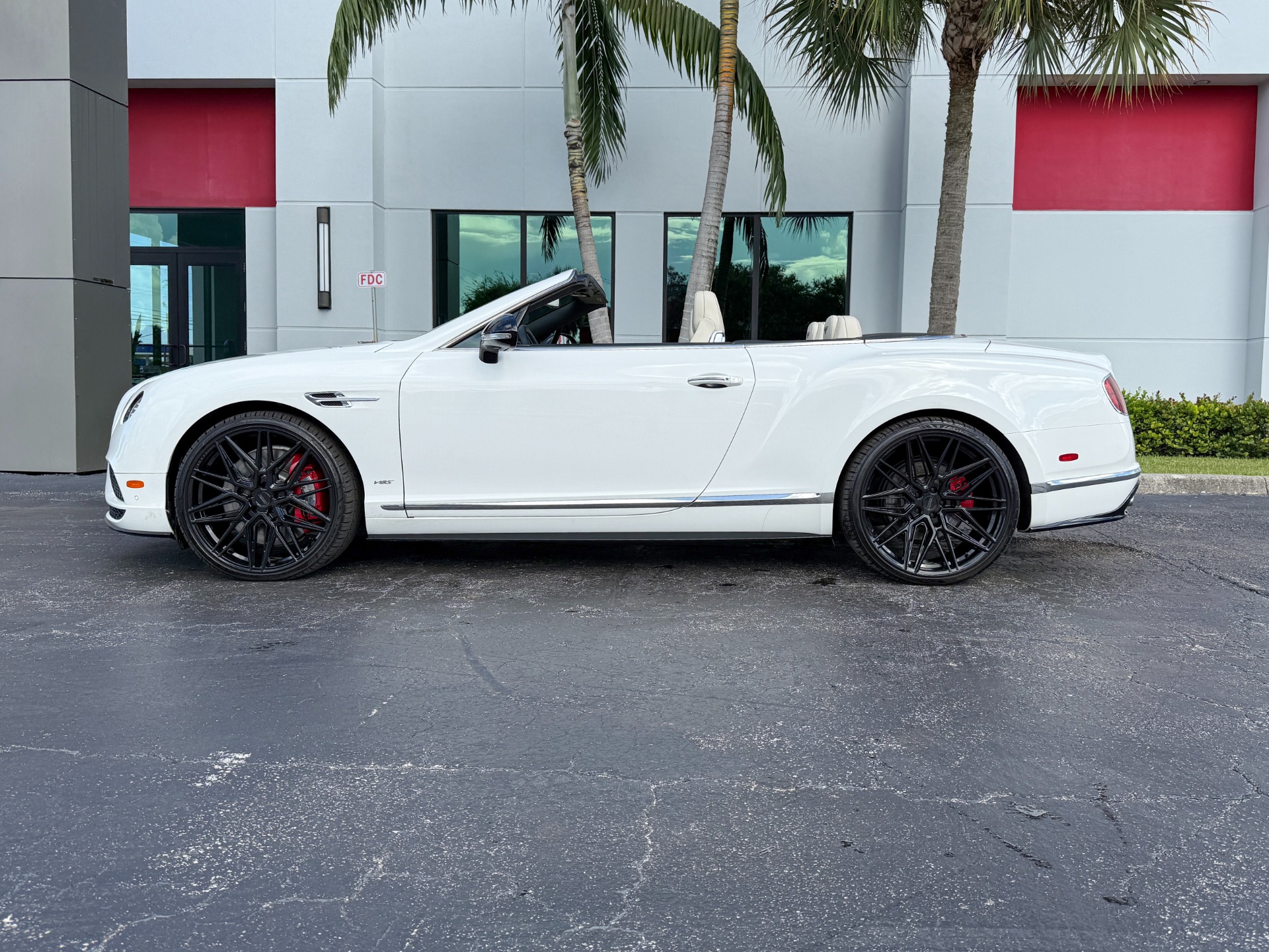 2016 Bentley Continental GT V8 S photo 9