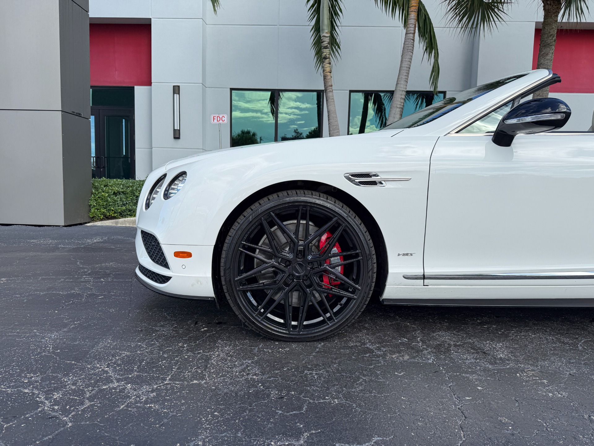2016 Bentley Continental GT V8 S photo 11