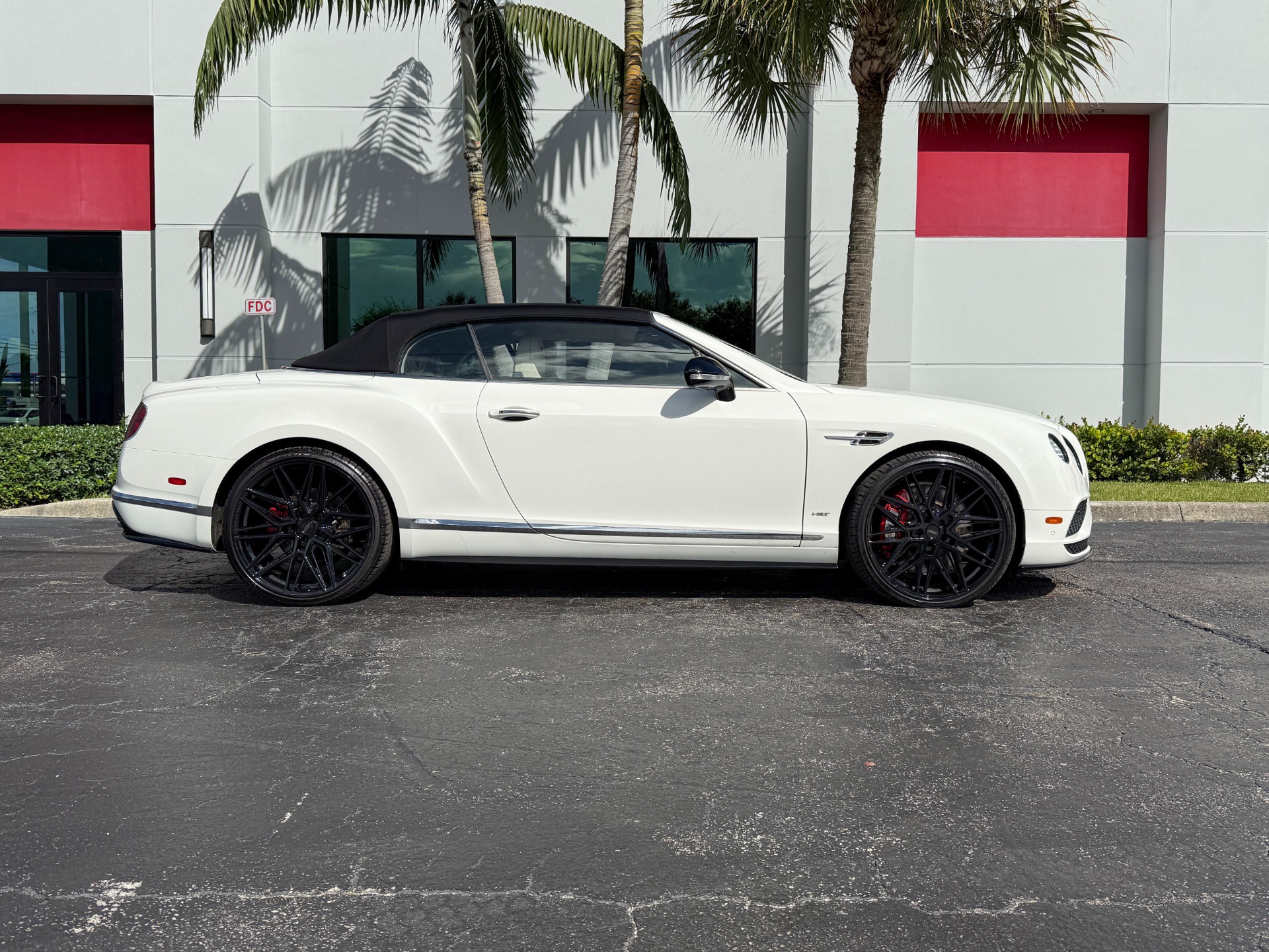 2016 Bentley Continental GT V8 S photo 18