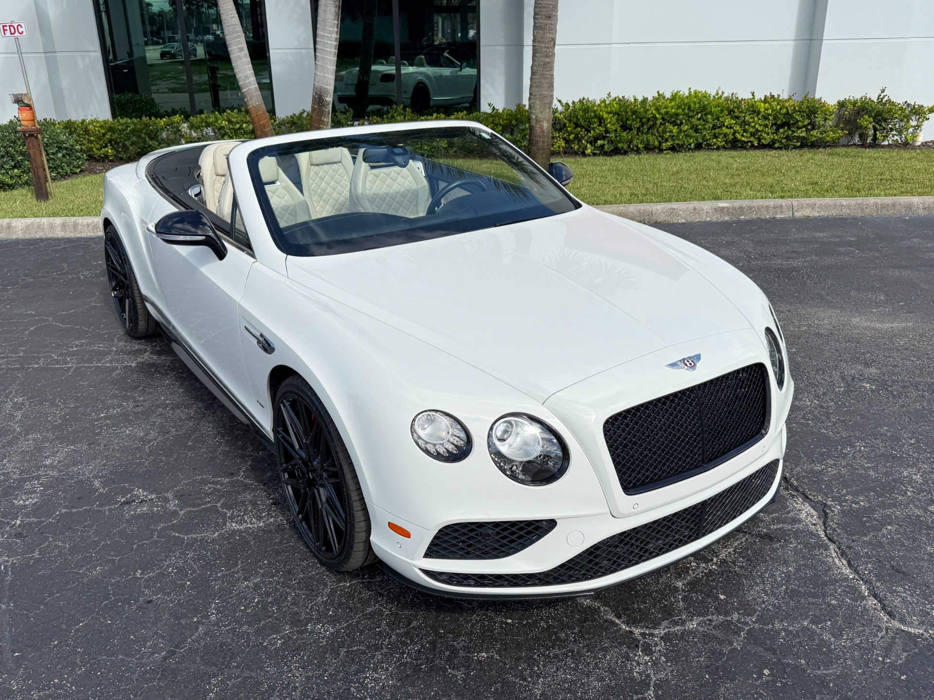 2016 Bentley Continental GT V8 S photo 3