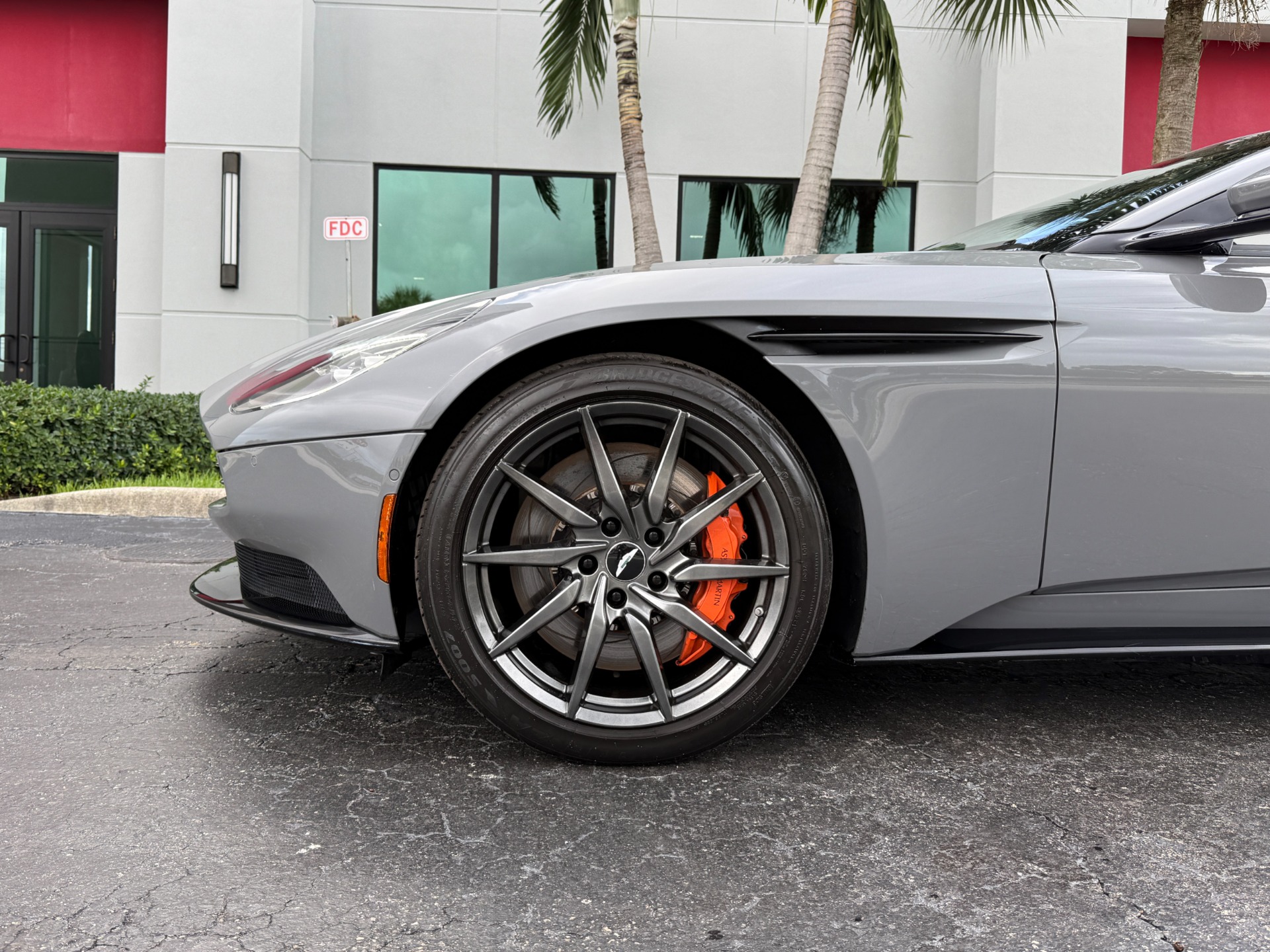 Used-2021-Aston-Martin-DB11-Volante