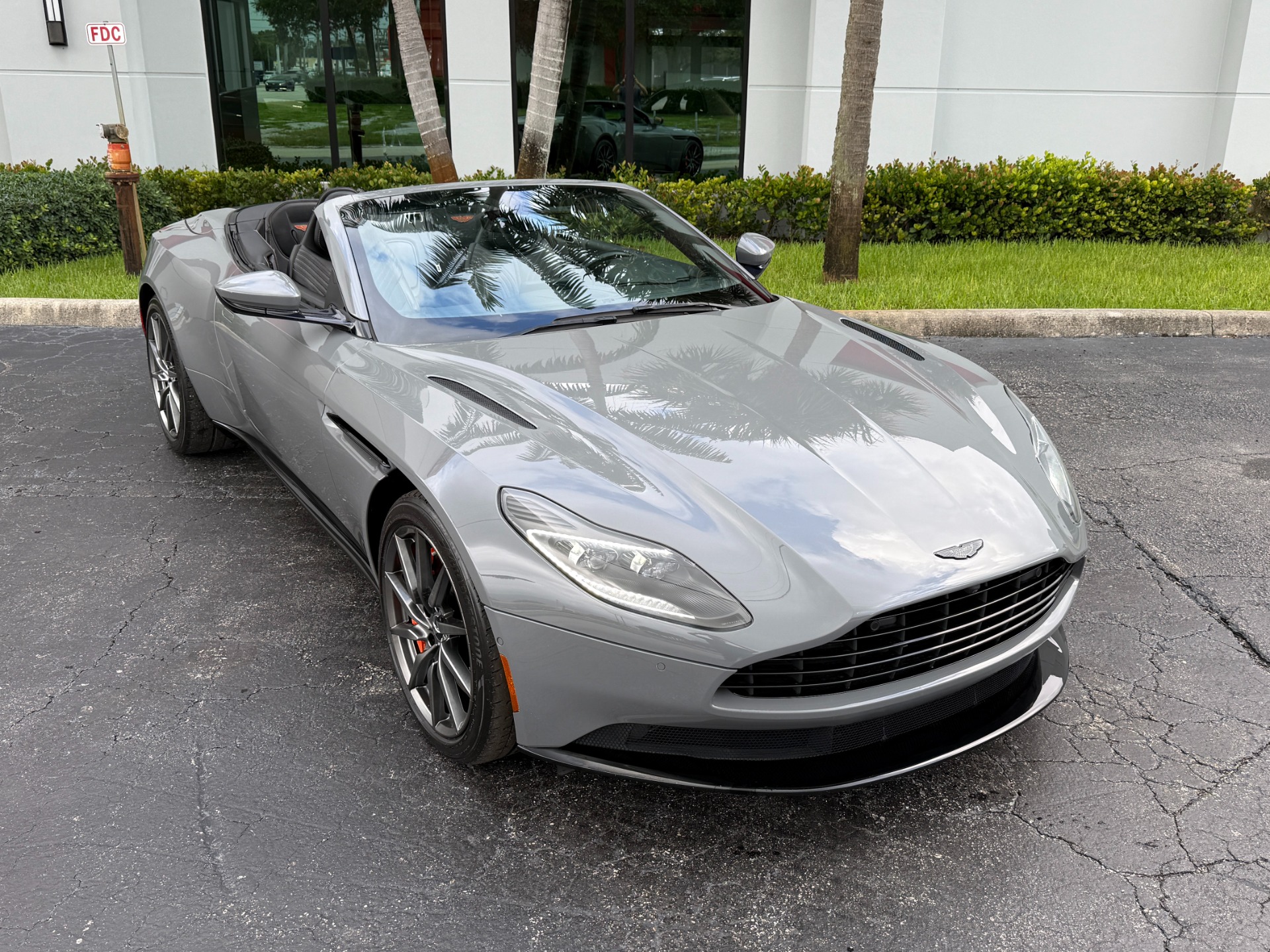 Used-2021-Aston-Martin-DB11-Volante