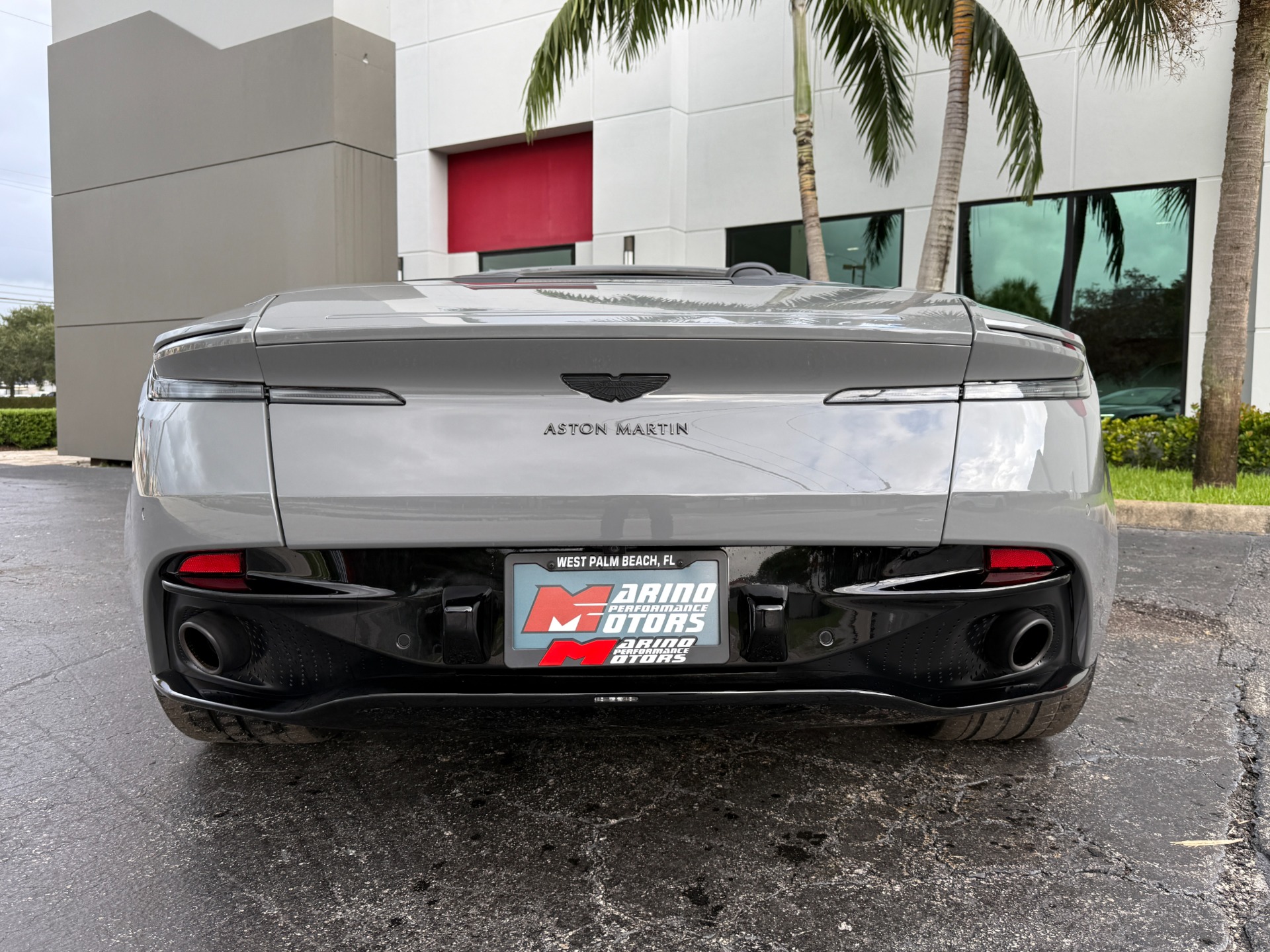 Used-2021-Aston-Martin-DB11-Volante
