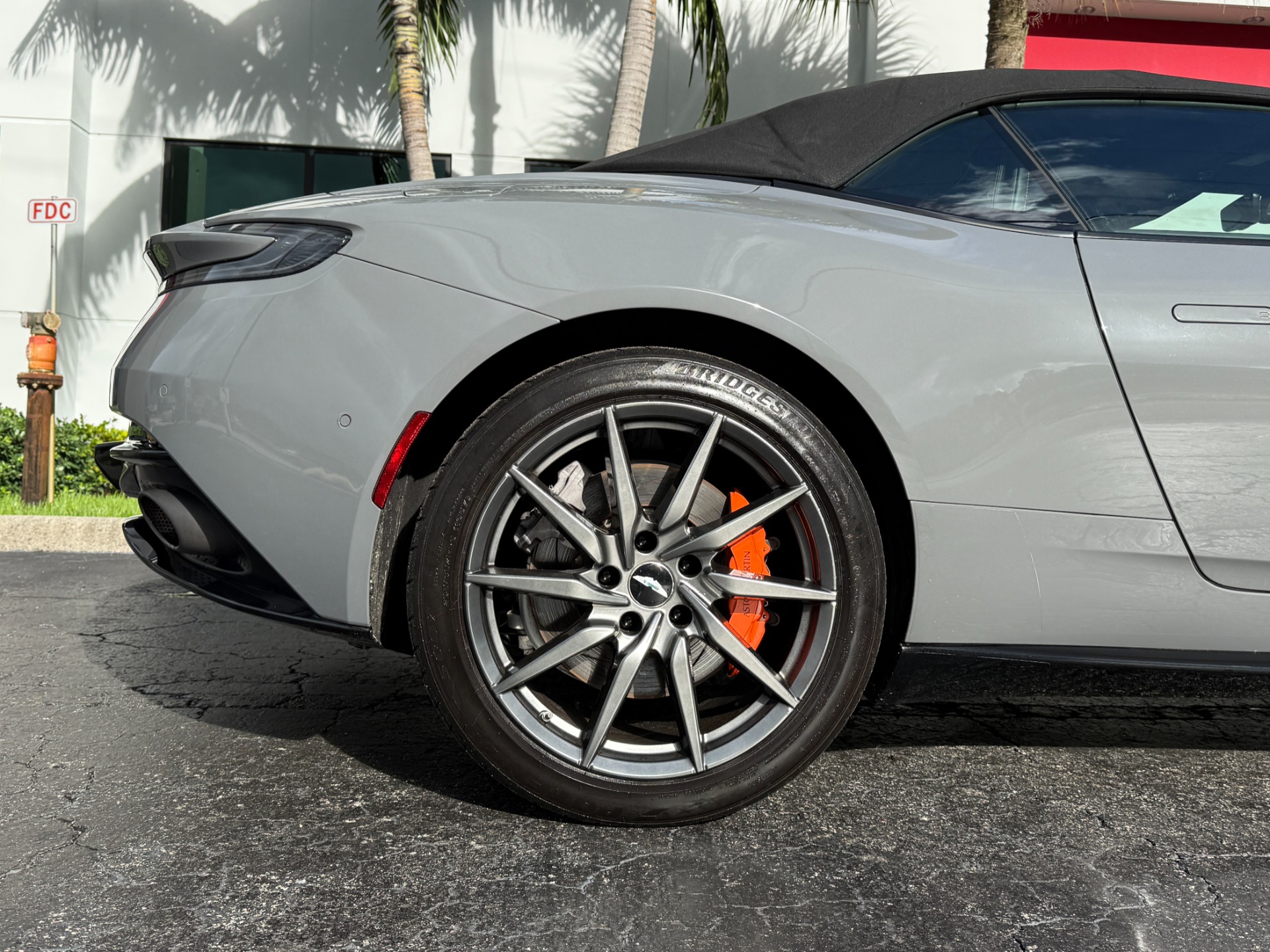 Used-2021-Aston-Martin-DB11-Volante