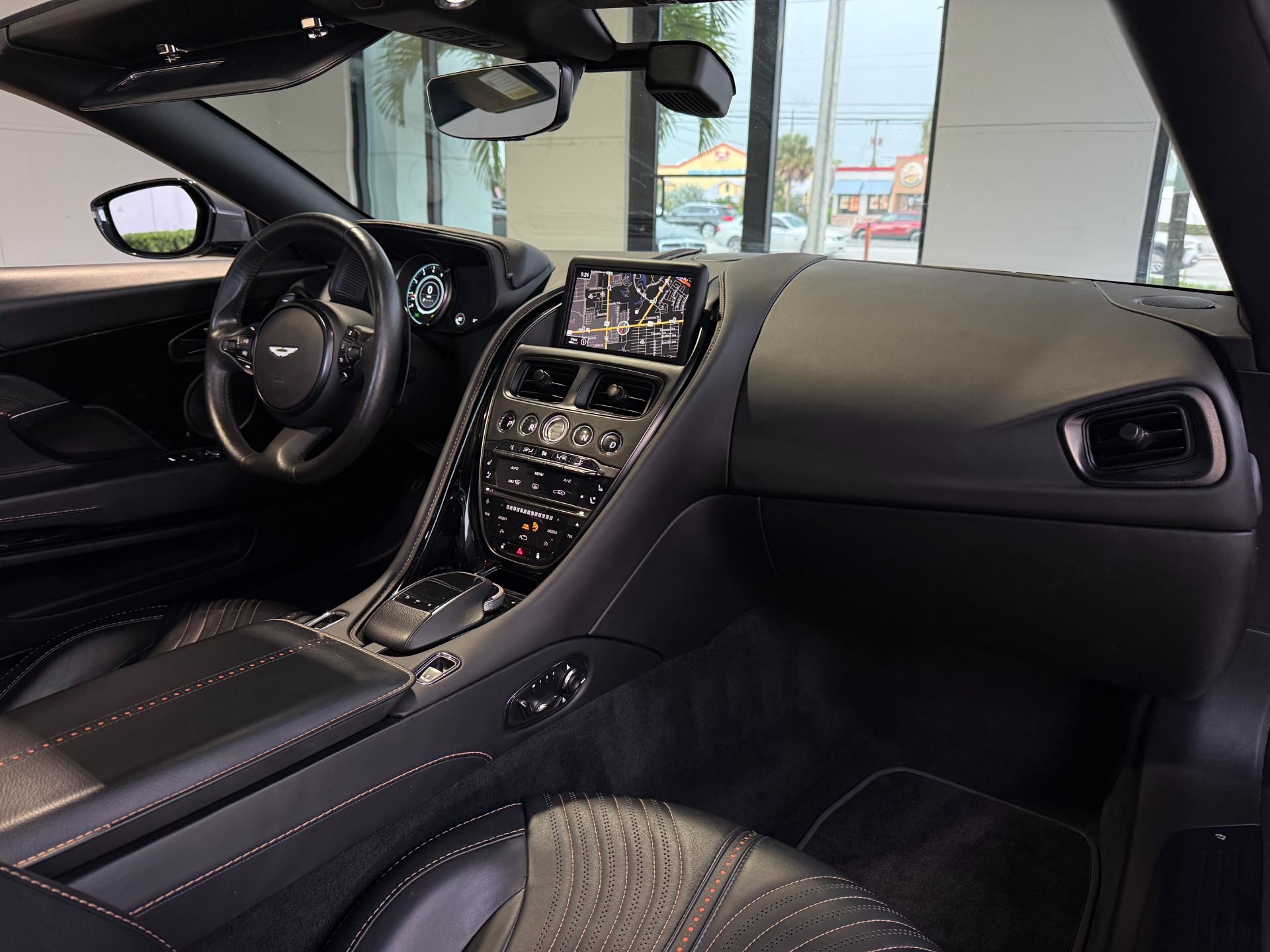 Used-2021-Aston-Martin-DB11-Volante