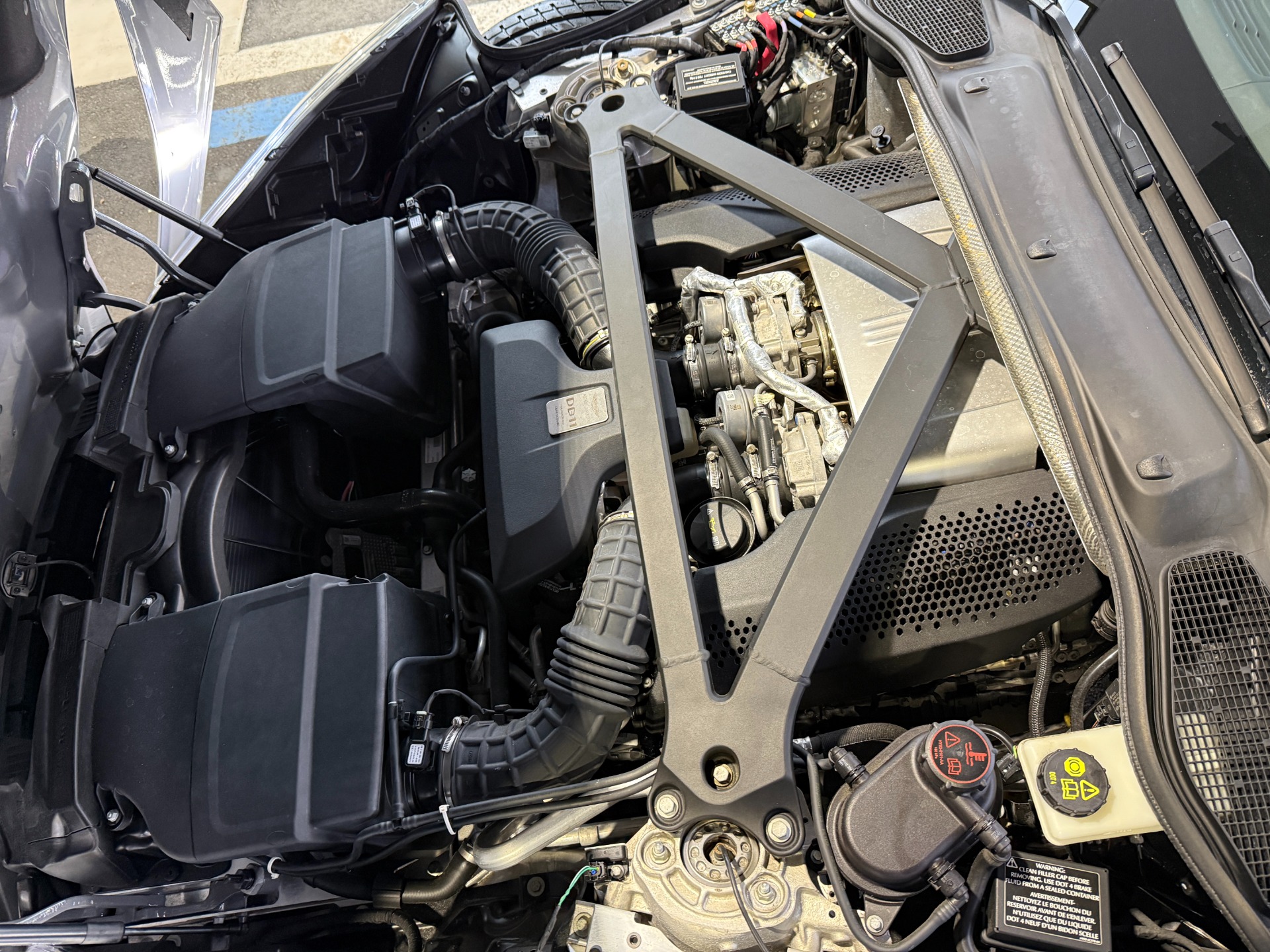 Used-2021-Aston-Martin-DB11-Volante