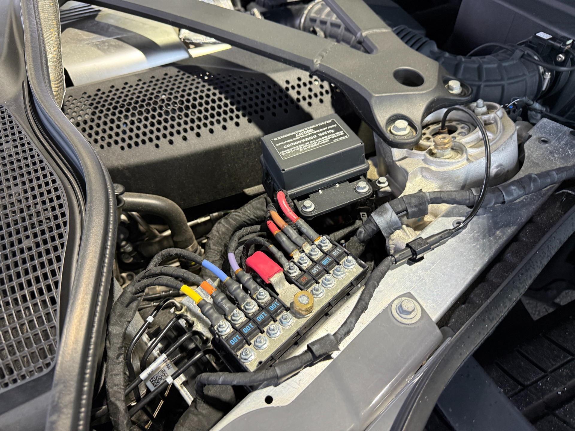 Used-2021-Aston-Martin-DB11-Volante