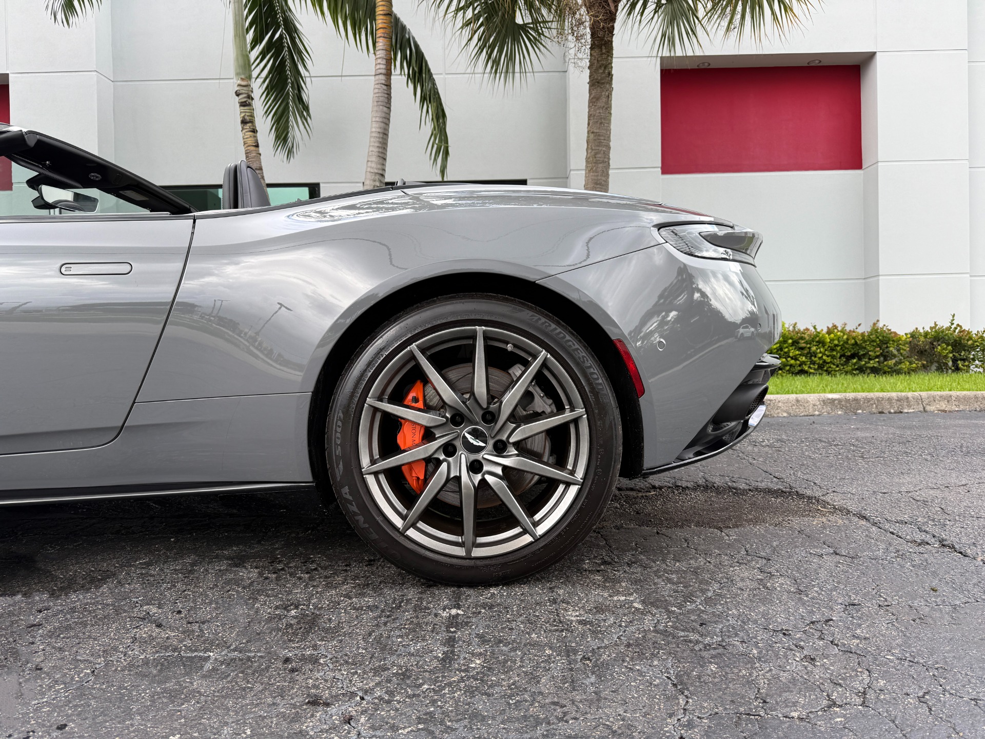 Used-2021-Aston-Martin-DB11-Volante