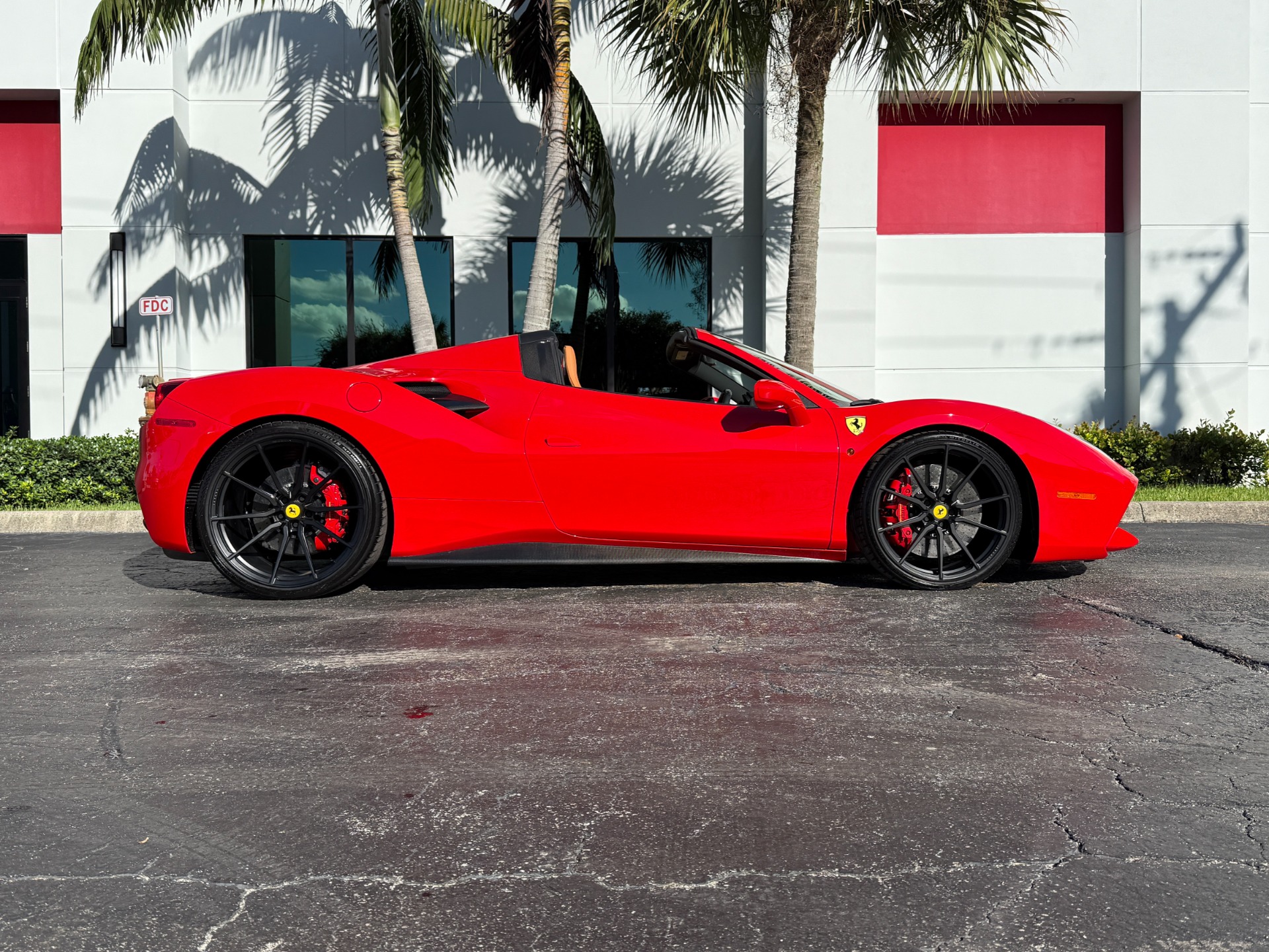 2018 Ferrari 488 Spider photo 3