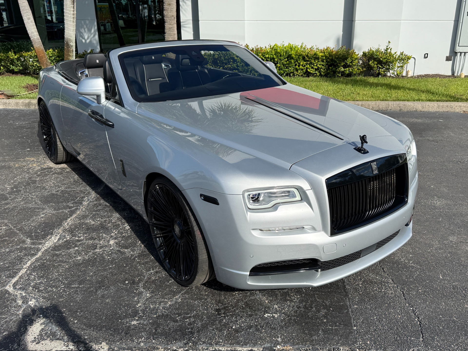 Used-2017-Rolls-Royce-Dawn