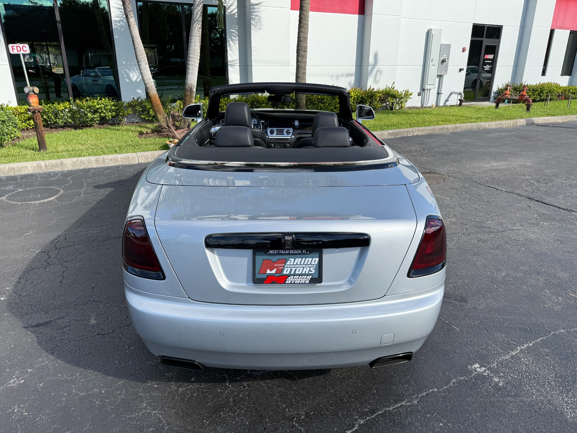 Used-2017-Rolls-Royce-Dawn