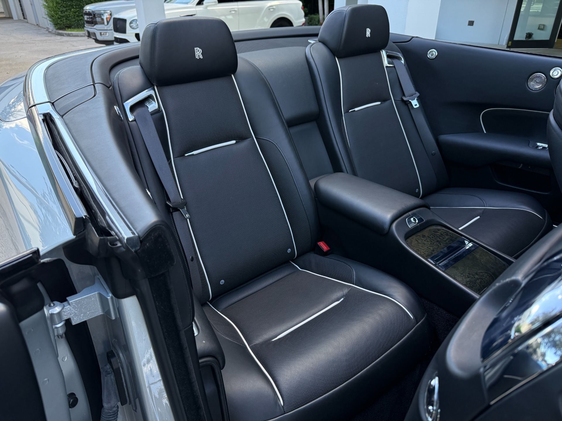 Used-2017-Rolls-Royce-Dawn