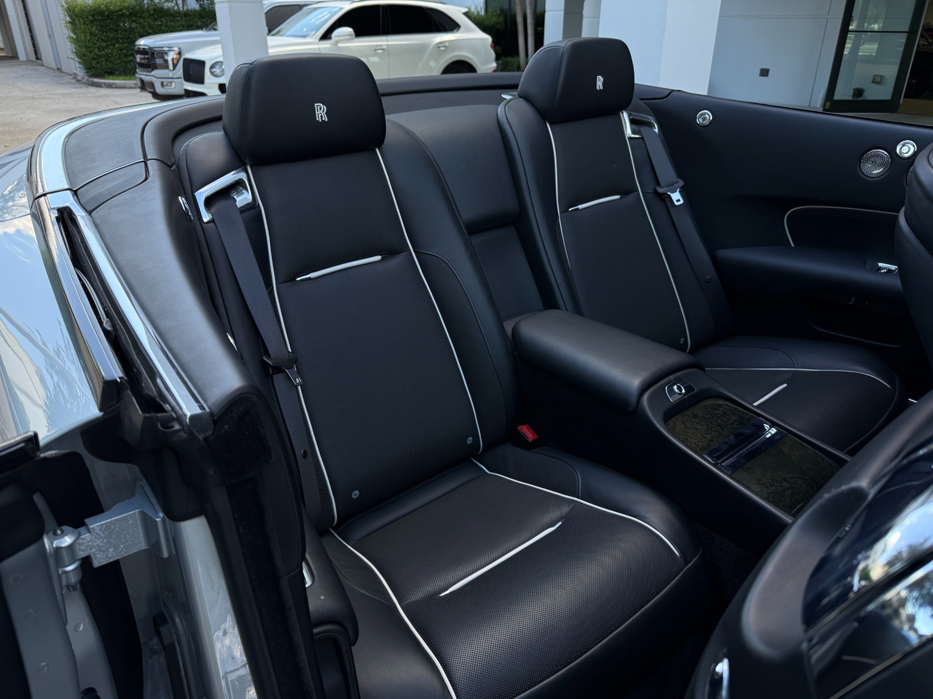 Used-2017-Rolls-Royce-Dawn