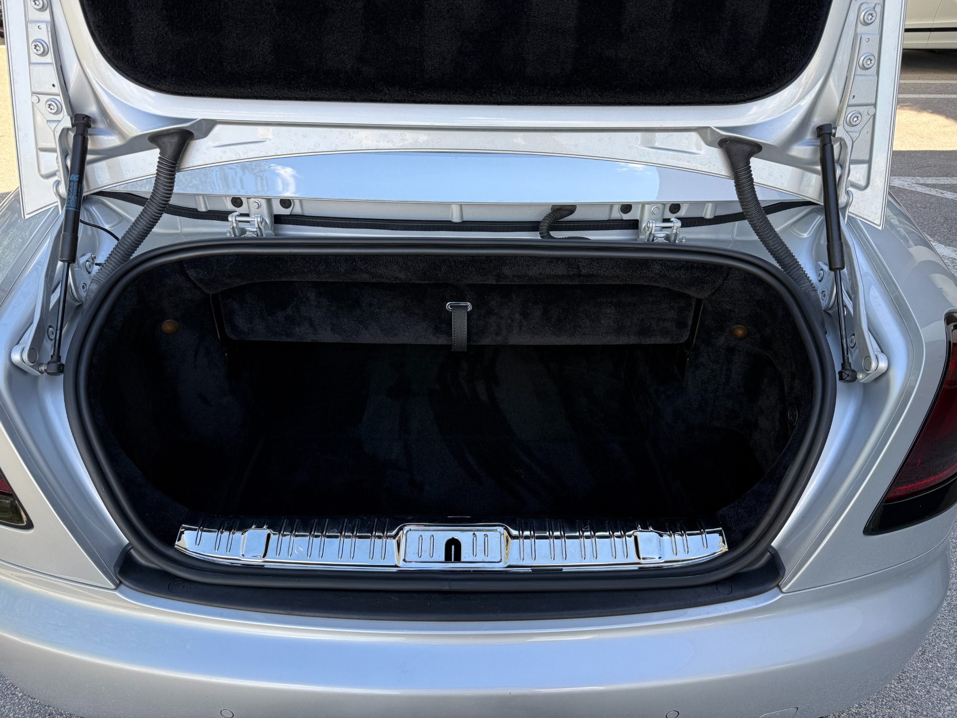 Used-2017-Rolls-Royce-Dawn