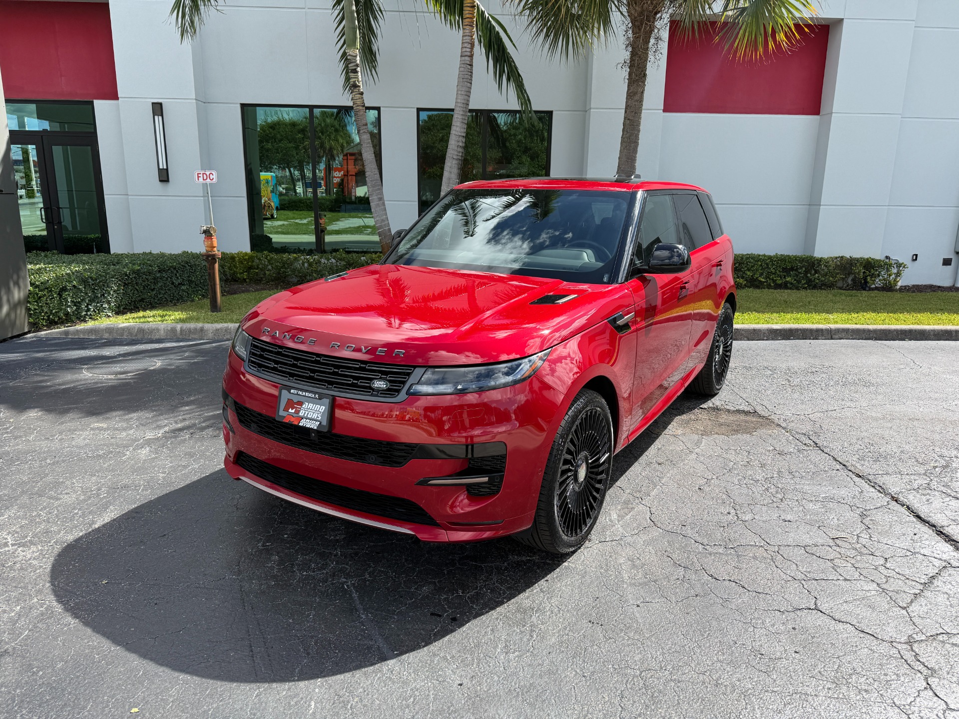Used-2024-Land-Rover-Range-Rover-Sport-P400-Dynamic-SE