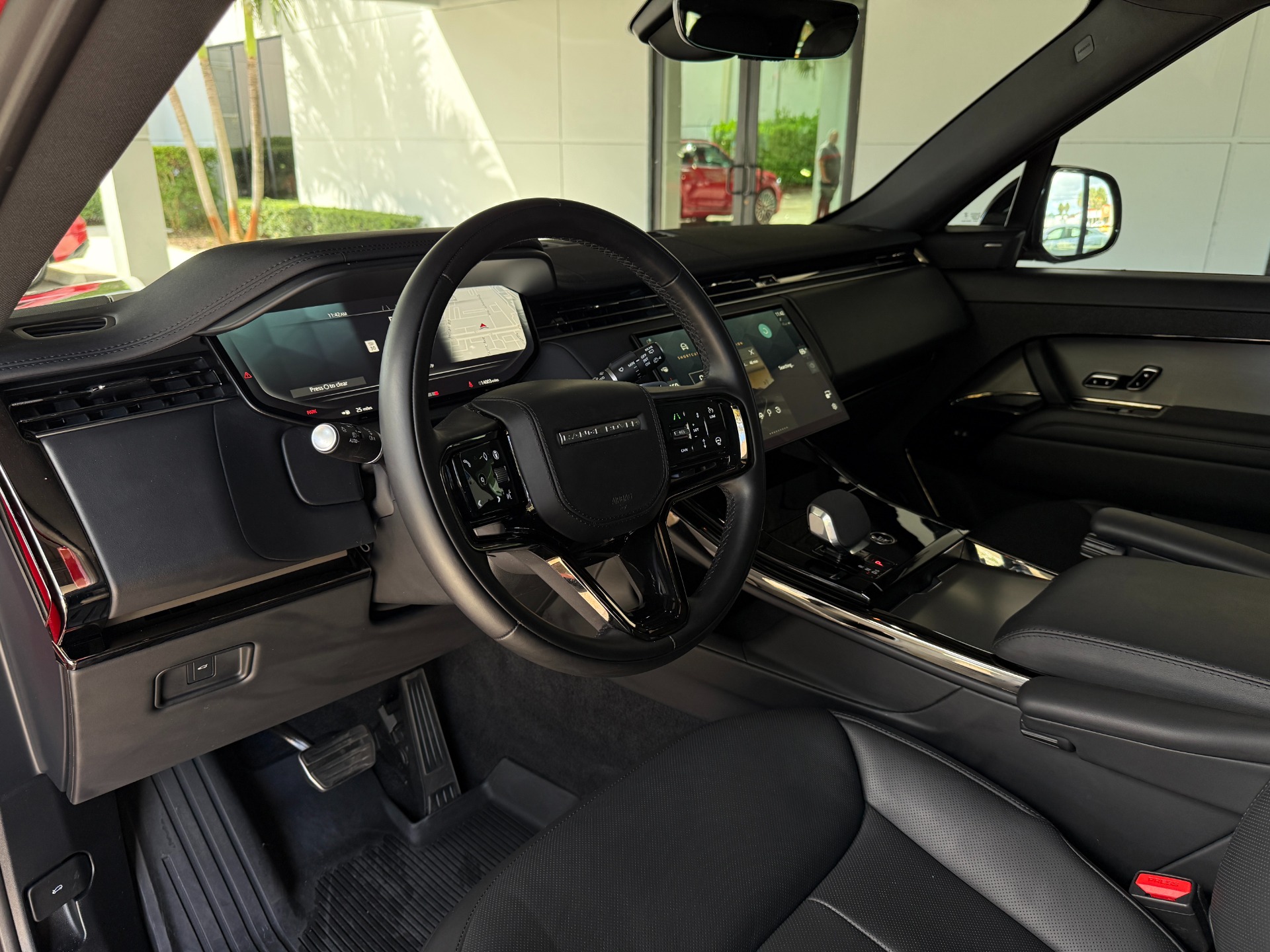 Used-2024-Land-Rover-Range-Rover-Sport-P400-Dynamic-SE