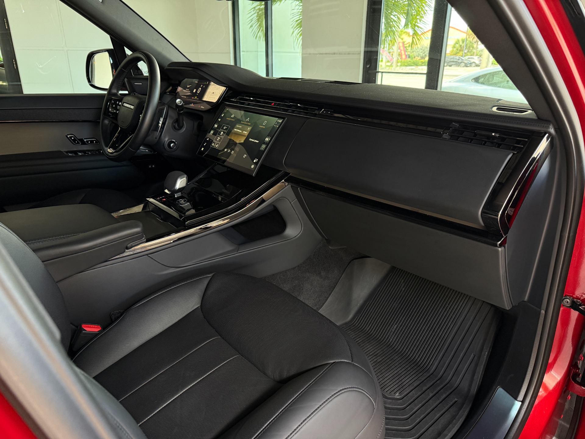 Used-2024-Land-Rover-Range-Rover-Sport-P400-Dynamic-SE