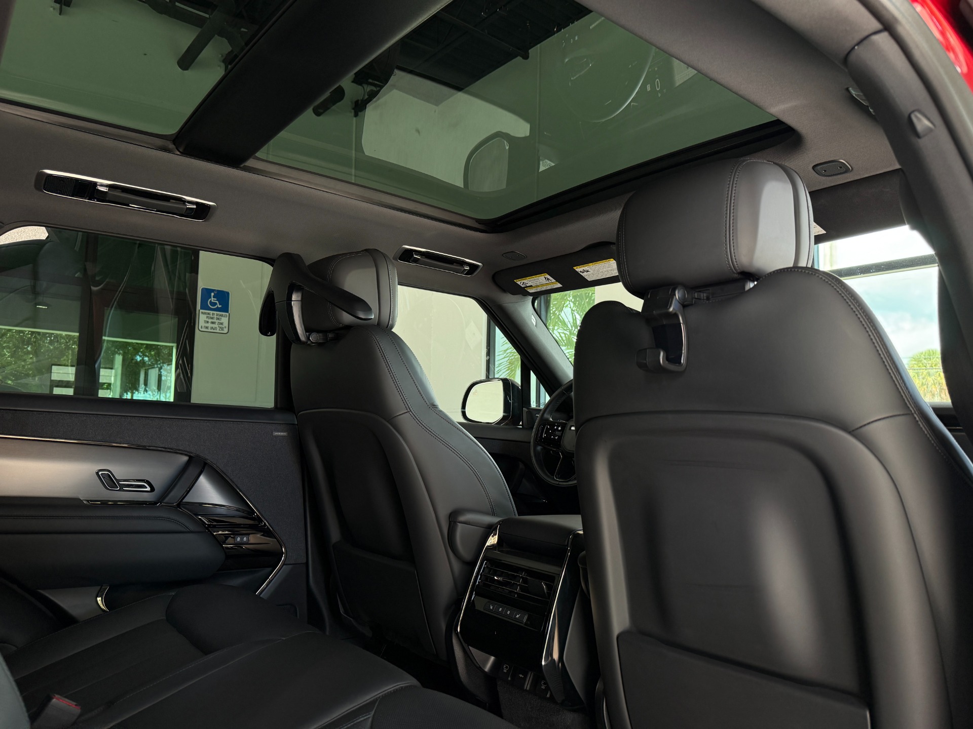 Used-2024-Land-Rover-Range-Rover-Sport-P400-Dynamic-SE