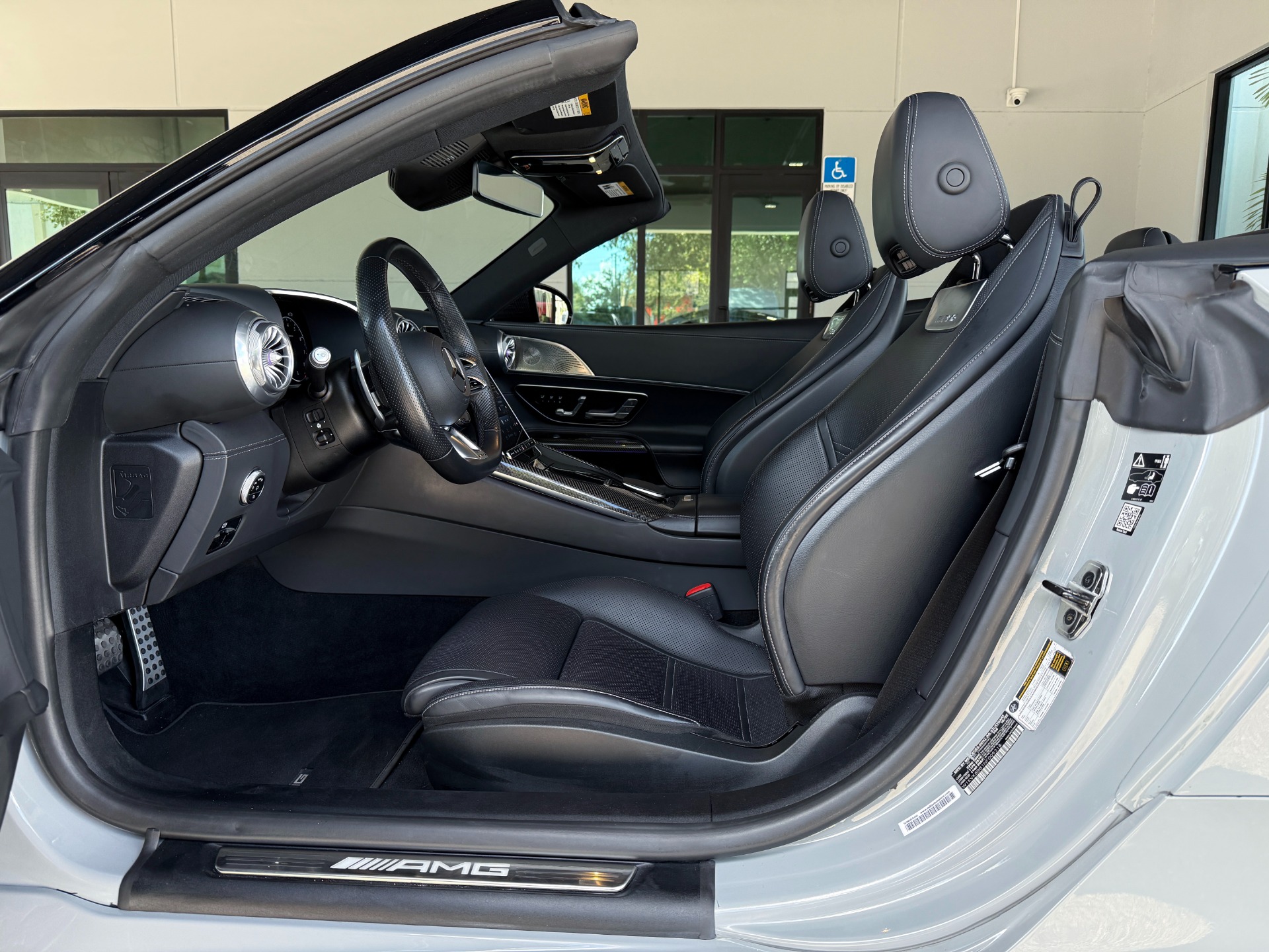 Used-2022-Mercedes-Benz-SL-Class-AMG-SL-63