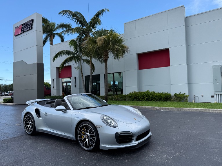 2013 Bentley<br/> Continental  GT V8 Convertible  AWD