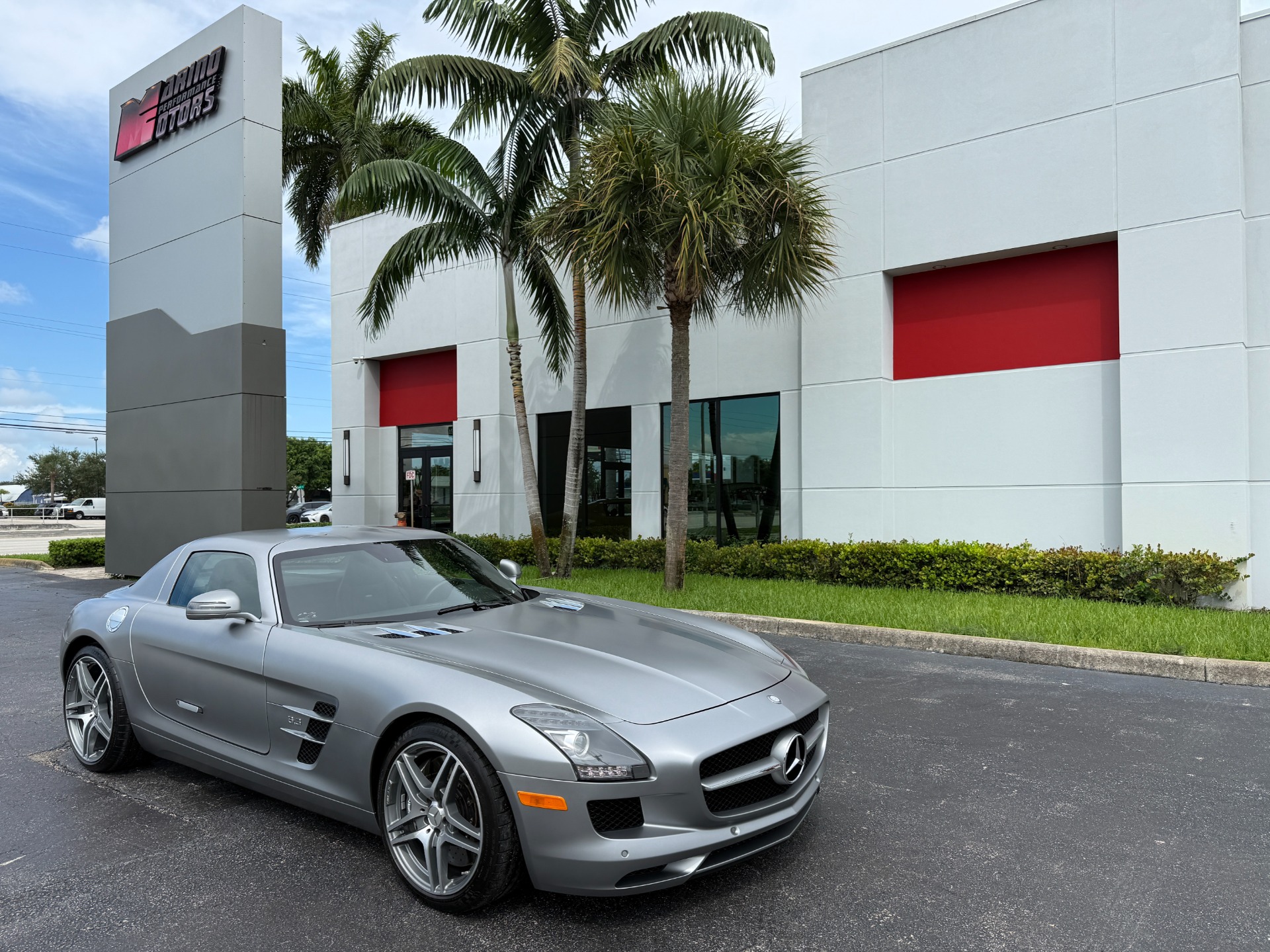 Gray (designo Magno Alanite Grey) 2012 Mercedes-Benz SLS Coupe Rear-Wheel Drive 7-Speed Automatic